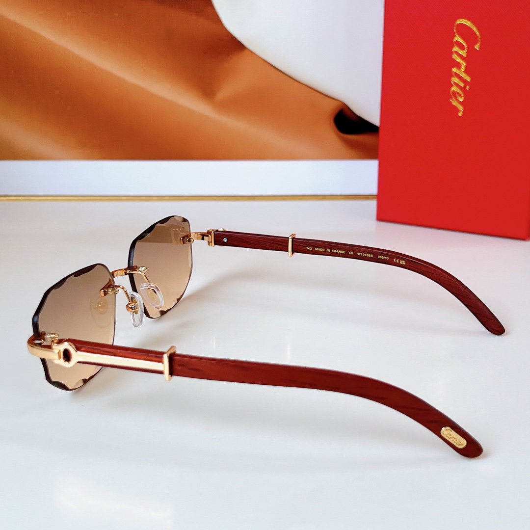  Cartier
MOD：CT0606S
Size：59口17 142
🔝🔝