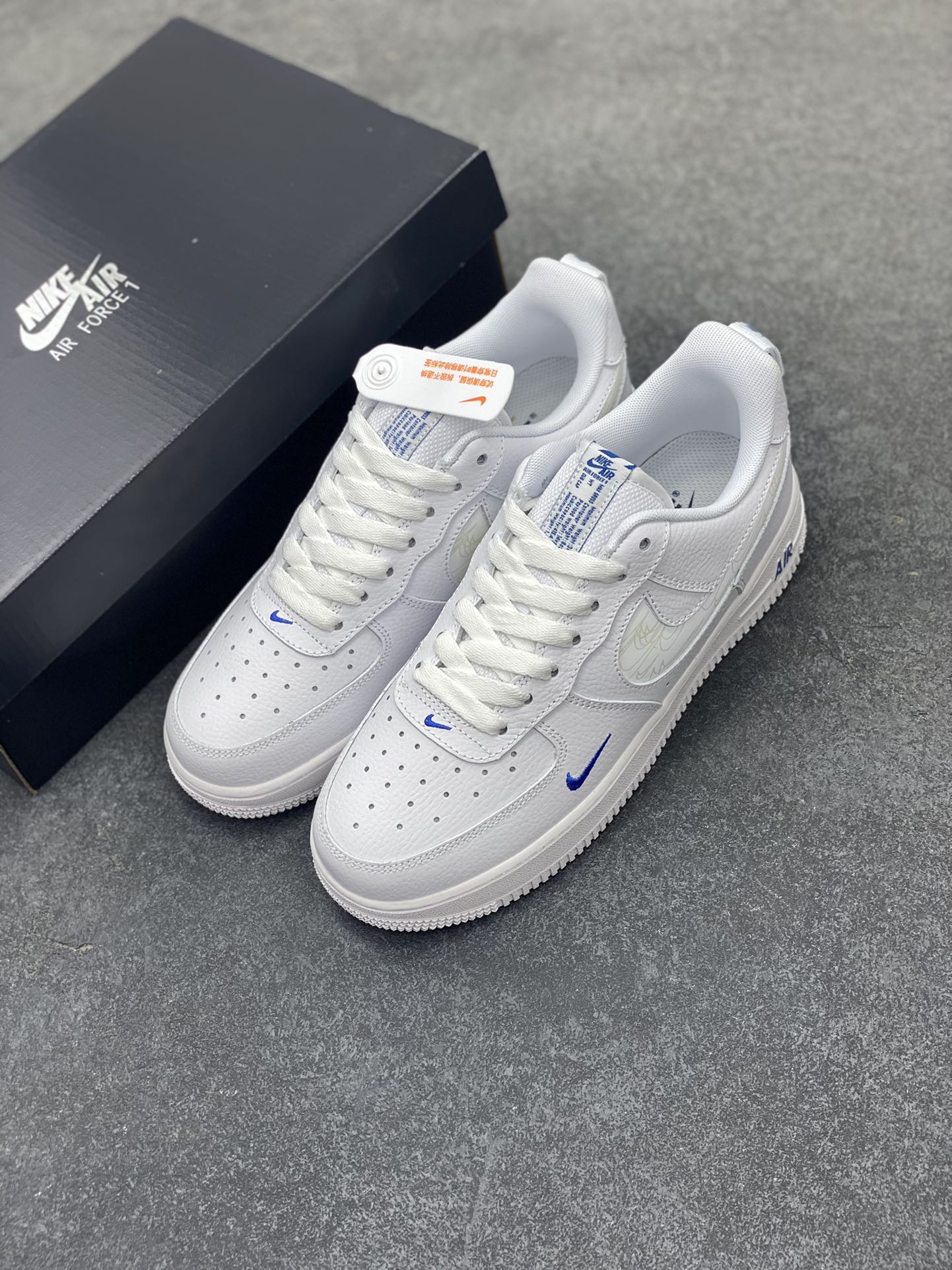 图片[8]-福利特价 Nike Air Force 1 \’07 Low 3M反光小勾 空军一号低帮运动休闲板鞋 原楦头原纸板 打造纯正空军版型 专注外贸渠道 全掌内置蜂窝气垫 原盒配件 原厂中底钢印、拉帮完美 货号：FB8971-100 尺码：36 36.5 37.5 38 38.5 39 40 40.5 41 42 42.5 43 44 44.5 45-选品中心
