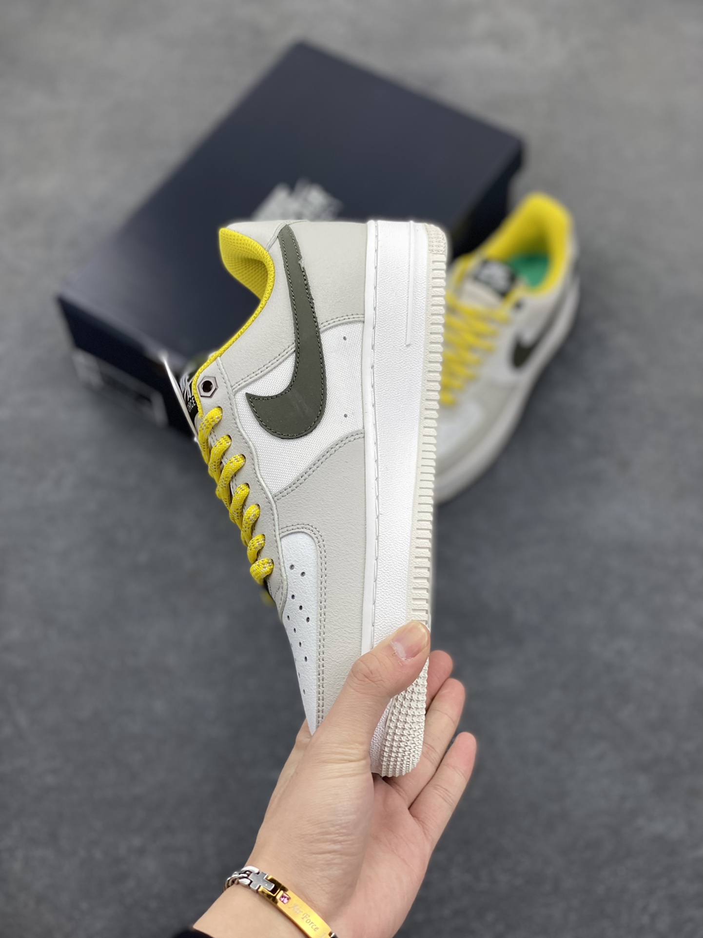 图片[3]-福利特价 NK Air Force 1 空军一号 米黄绿 原楦头原纸板 打造纯正空军版型#专注外贸渠道 全掌内置蜂窝气垫 #原盒配件 原厂中底钢印、拉帮完美 货号：FV3628-031 尺码：36 36.5 37.5 38 38.5 39 40 40.5 41 42 42.5 43 44 44.5 45-选品中心