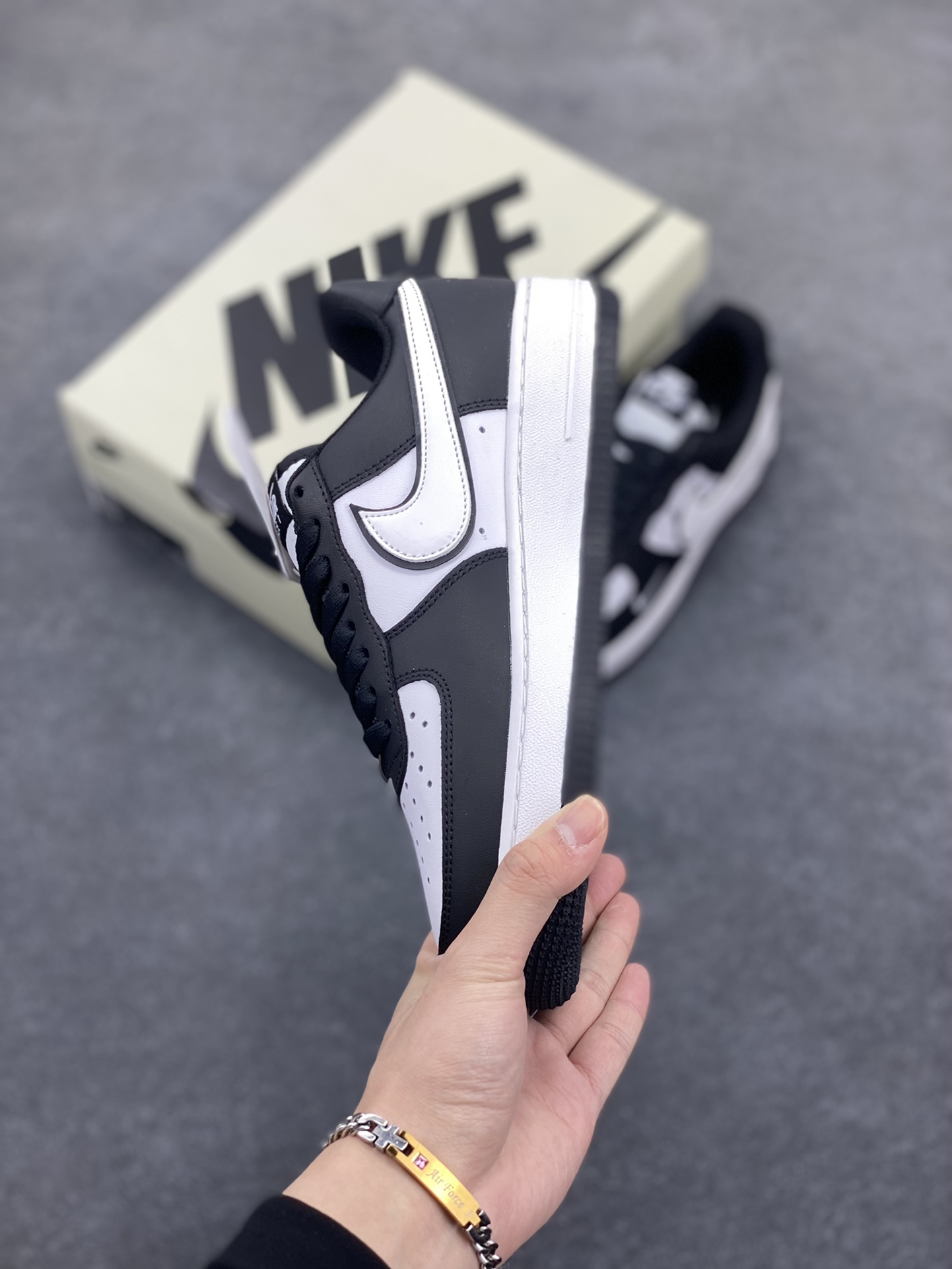 图片[3]-福利特价 Nike Air Force 1 Low 白黑山水 原楦头原纸板 打造纯正空军版型 专注外贸渠道 全掌内置蜂窝气垫 原盒配件 原厂中底钢印、拉帮完美 货号：DR9867-102 尺码：36 36.5 37.5 38 38.5 39 40 40.5 41 42 42.5 43 44 44.5 45-选品中心
