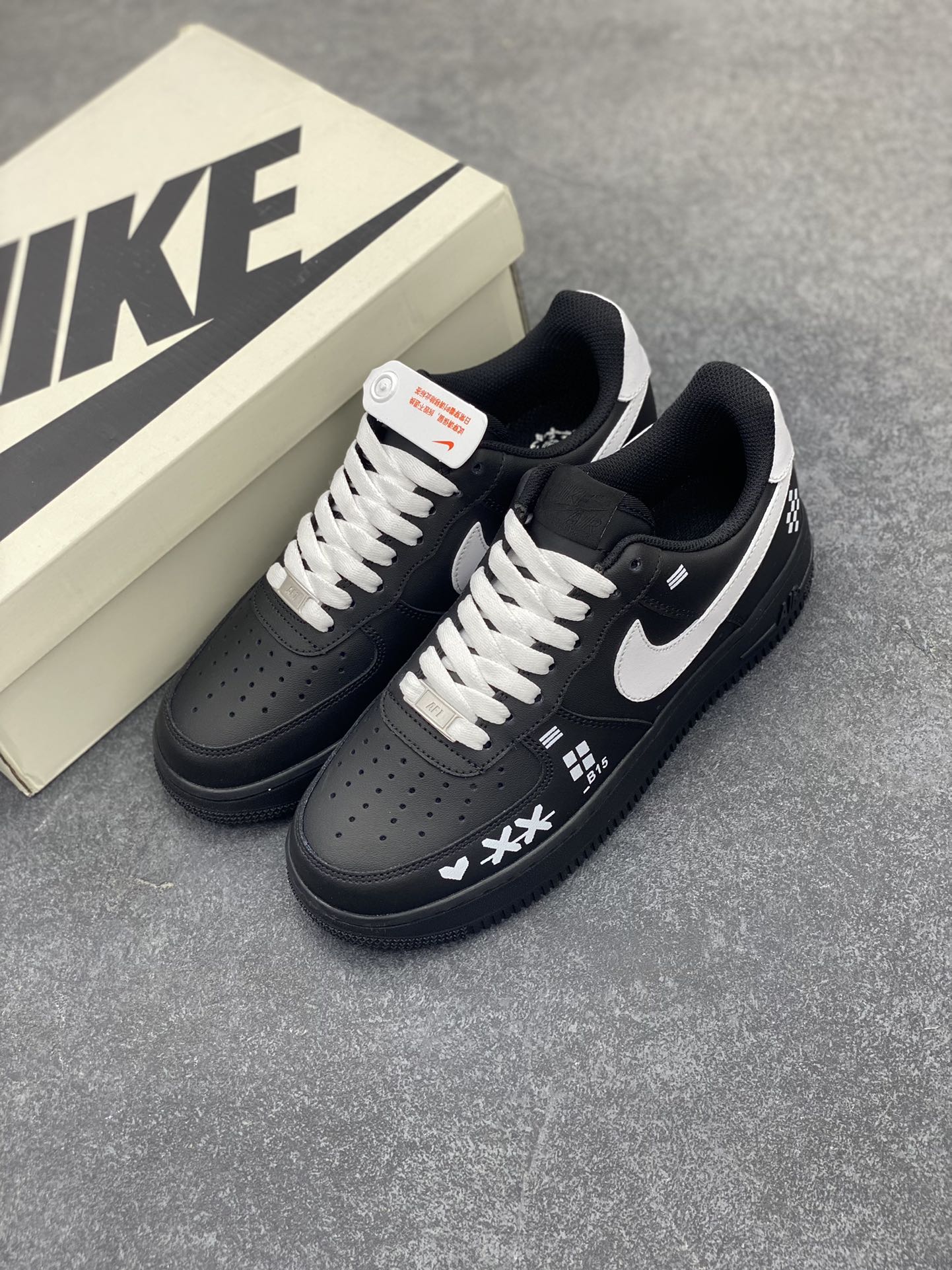 图片[8]-福利特价 Nike Air Force 1 Low 白黑电竞 空军一号低帮运动休闲板鞋 原楦头原纸板 打造纯正空军版型 专注外贸渠道 全掌内置蜂窝气垫 原盒配件 原厂中底钢印、拉帮完美 货号：CW2288-018 尺码：36 36.5 37.5 38 38.5 39 40 40.5 41 42 42.5 43 44 44.5 45-选品中心