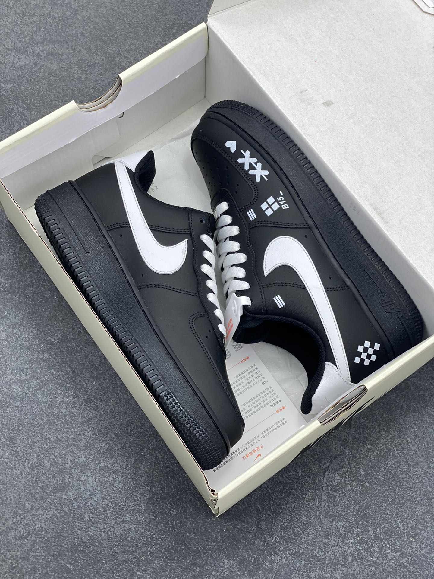 图片[9]-福利特价 Nike Air Force 1 Low 白黑电竞 空军一号低帮运动休闲板鞋 原楦头原纸板 打造纯正空军版型 专注外贸渠道 全掌内置蜂窝气垫 原盒配件 原厂中底钢印、拉帮完美 货号：CW2288-018 尺码：36 36.5 37.5 38 38.5 39 40 40.5 41 42 42.5 43 44 44.5 45-选品中心