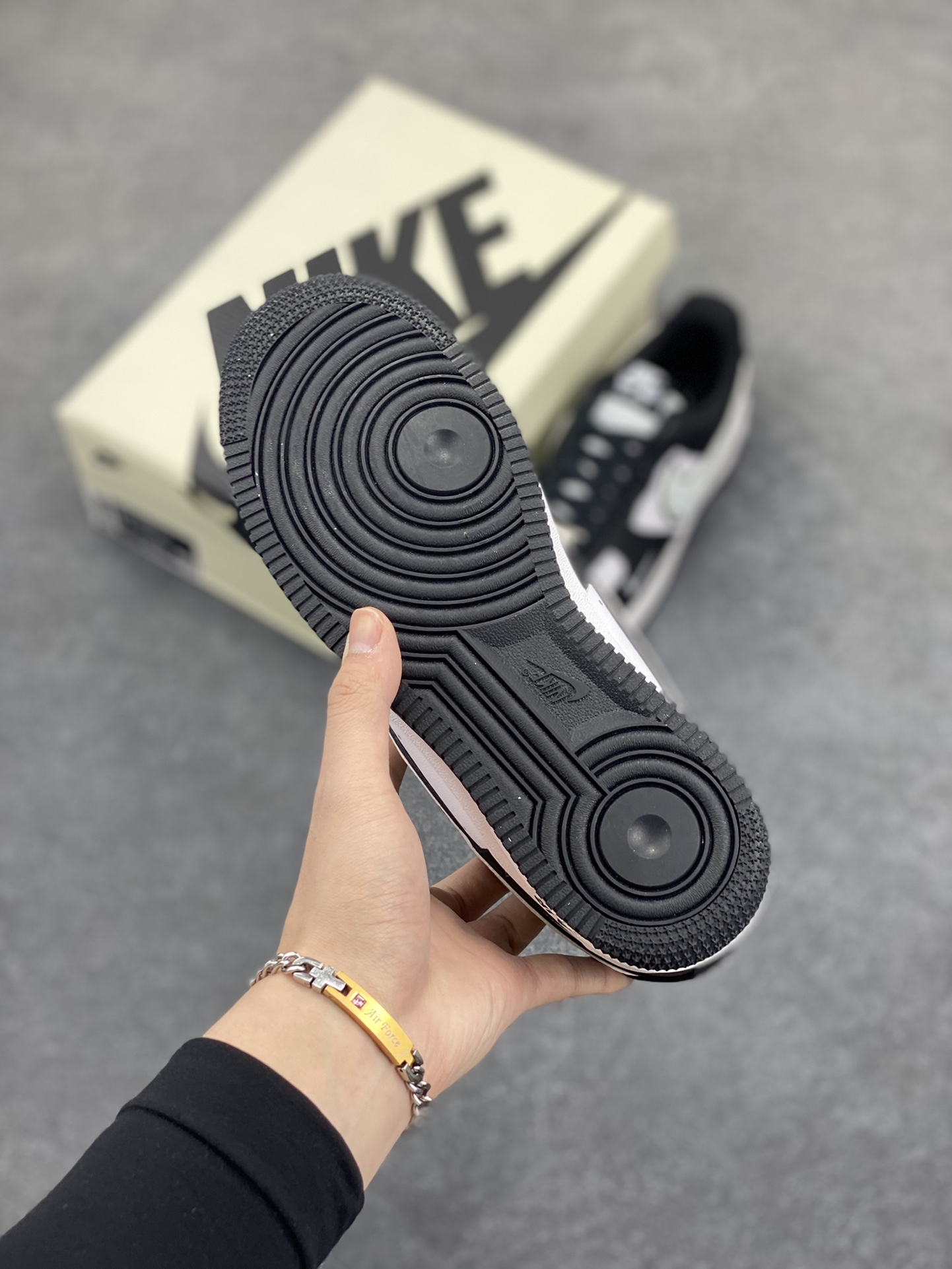 图片[5]-福利特价 Nk Air Force 1\’07 Low 枯木山水 空军一号低帮休闲板鞋 原装级别 原楦头原纸板 打造纯正空军版型#专注外贸渠道 全掌内置蜂窝气垫 #原盒配件 原厂中底钢印、拉帮完美 货号：DV0788-002 尺码：36 36.5 37.5 38 38.5 39 40 40.5 41 42 42.5 43 44 44.5 45-选品中心