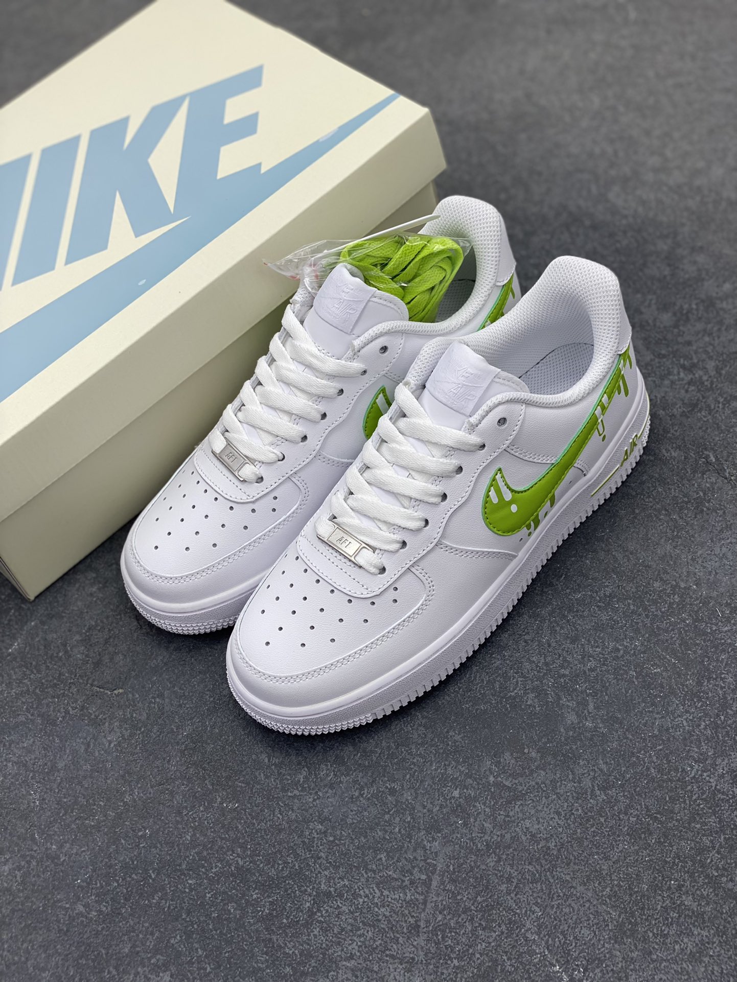 图片[8]-福利特价 Nike Air Force 1 \’07 Low 空军一号低帮运动板鞋 白绿冰淇淋 原楦头原纸板 清洁度完美 全掌内置蜂窝气垫 中底钢印、拉帮完美 货号：CW2288-009 尺码：36 36.5 37.5 38 38.5 39 40 40.5 41 42 42.5 43 44 44.5 45-选品中心