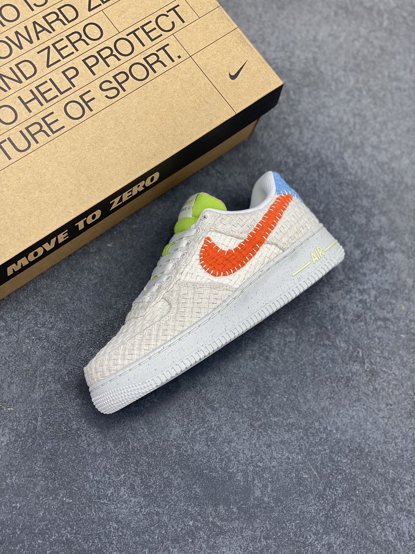 图片[7]-福利特价 NK Air Force 1 Low 编织格子空军一号低帮休闲板鞋 原装级别 原楦头原纸板 打造纯正空军版型#专注外贸渠道 全掌内置蜂窝气垫 #原盒配件 原厂中底钢印、拉帮完美 货号：DV2112-001 尺码：36 36.5 37.5 38 38.5 39 40 40.5 41 42 42.5 43 44 44.5 45-选品中心