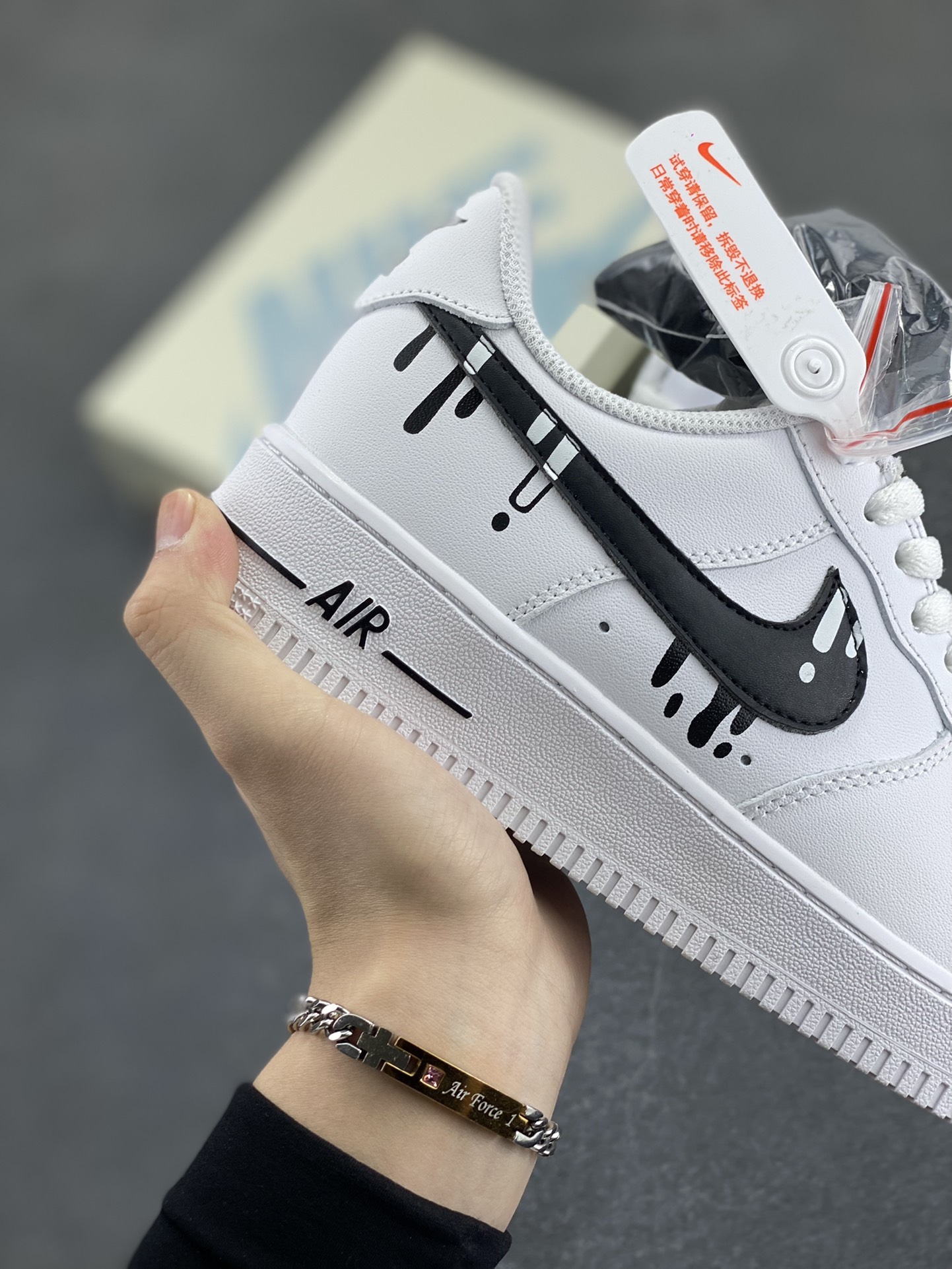 图片[6]-福利特价 Nike Air Force 1 \’07 Low 空军一号低帮运动板鞋 白黑冰淇淋 原楦头原纸板 清洁度完美 全掌内置蜂窝气垫 中底钢印、拉帮完美 货号：CW2288-006 尺码：36 36.5 37.5 38 38.5 39 40 40.5 41 42 42.5 43 44 44.5 45-选品中心