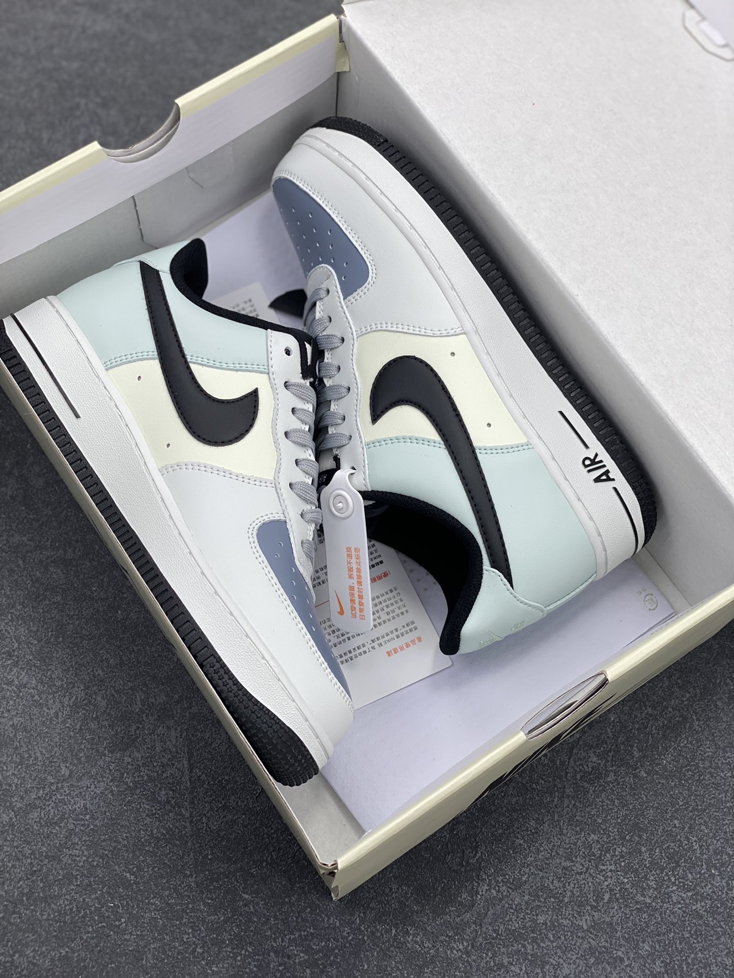 图片[9]-Nike Air Force 1 Low ’07 皇冠 配色 空军一号低帮休闲板鞋 原厂定制皮料 原楦原纸板 纯正版型 正品NFC感应芯片 高清洁度 内置全掌气垫 货号：GY5696-779 尺码：36 36.5 37.5 38 38.5 39 40 40.5 41 42 42.5 43 44 44.5 45-选品中心