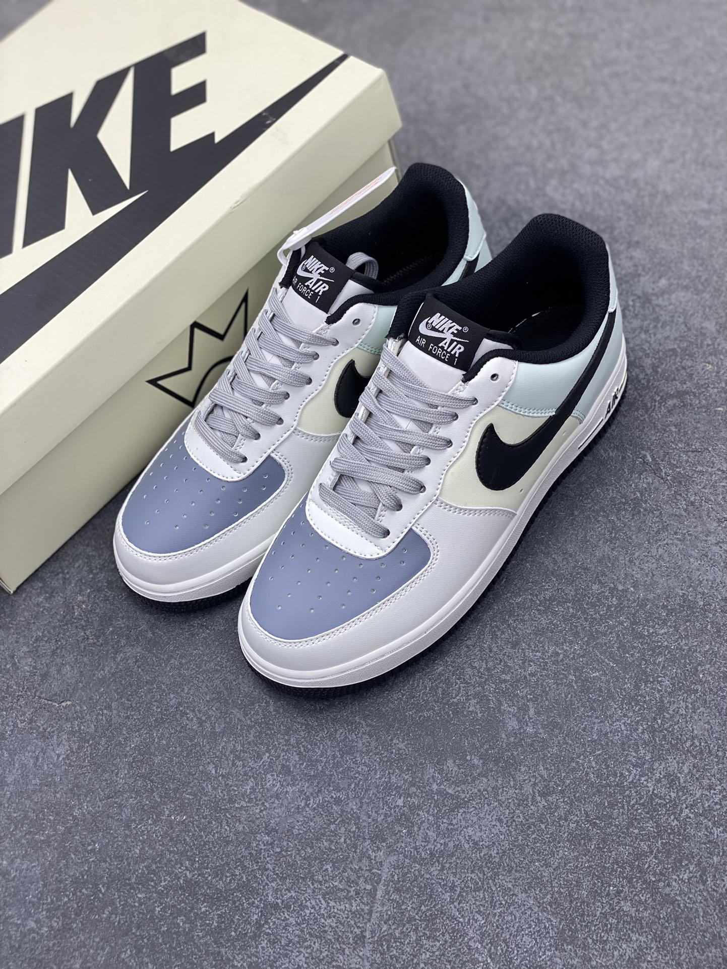 图片[8]-Nike Air Force 1 Low ’07 皇冠 配色 空军一号低帮休闲板鞋 原厂定制皮料 原楦原纸板 纯正版型 正品NFC感应芯片 高清洁度 内置全掌气垫 货号：GY5696-779 尺码：36 36.5 37.5 38 38.5 39 40 40.5 41 42 42.5 43 44 44.5 45-选品中心