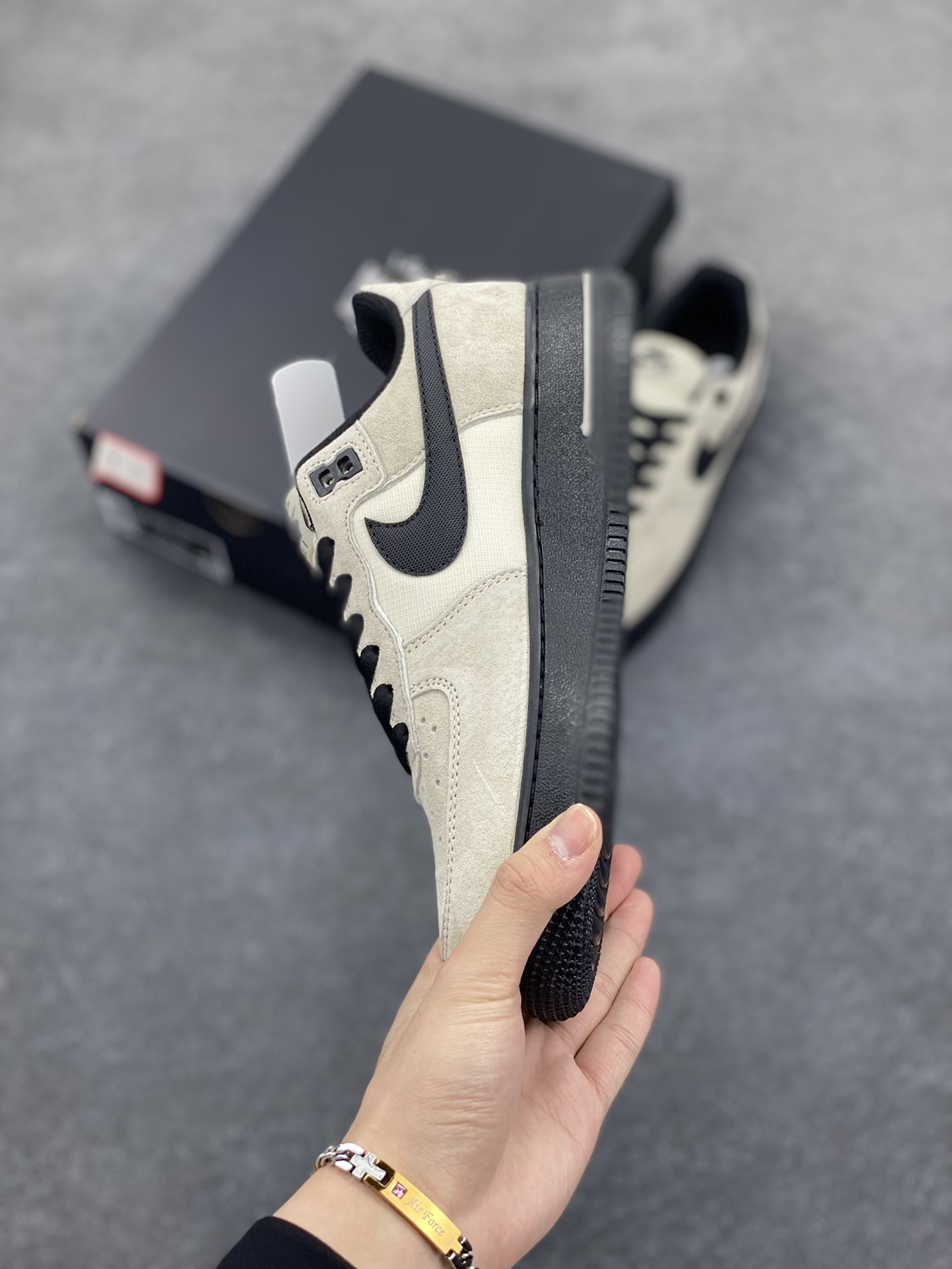 图片[3]-Air Force 1 Low 黑棕 原楦头原纸板 打造纯正空军版型 #专注外贸渠道 全掌内置蜂窝气垫 #原盒配件 原厂中底钢印、拉帮完美 货号：HV6526-200 尺码：39 40 40.5 41 42 42.5 43 44 44.5 45-选品中心