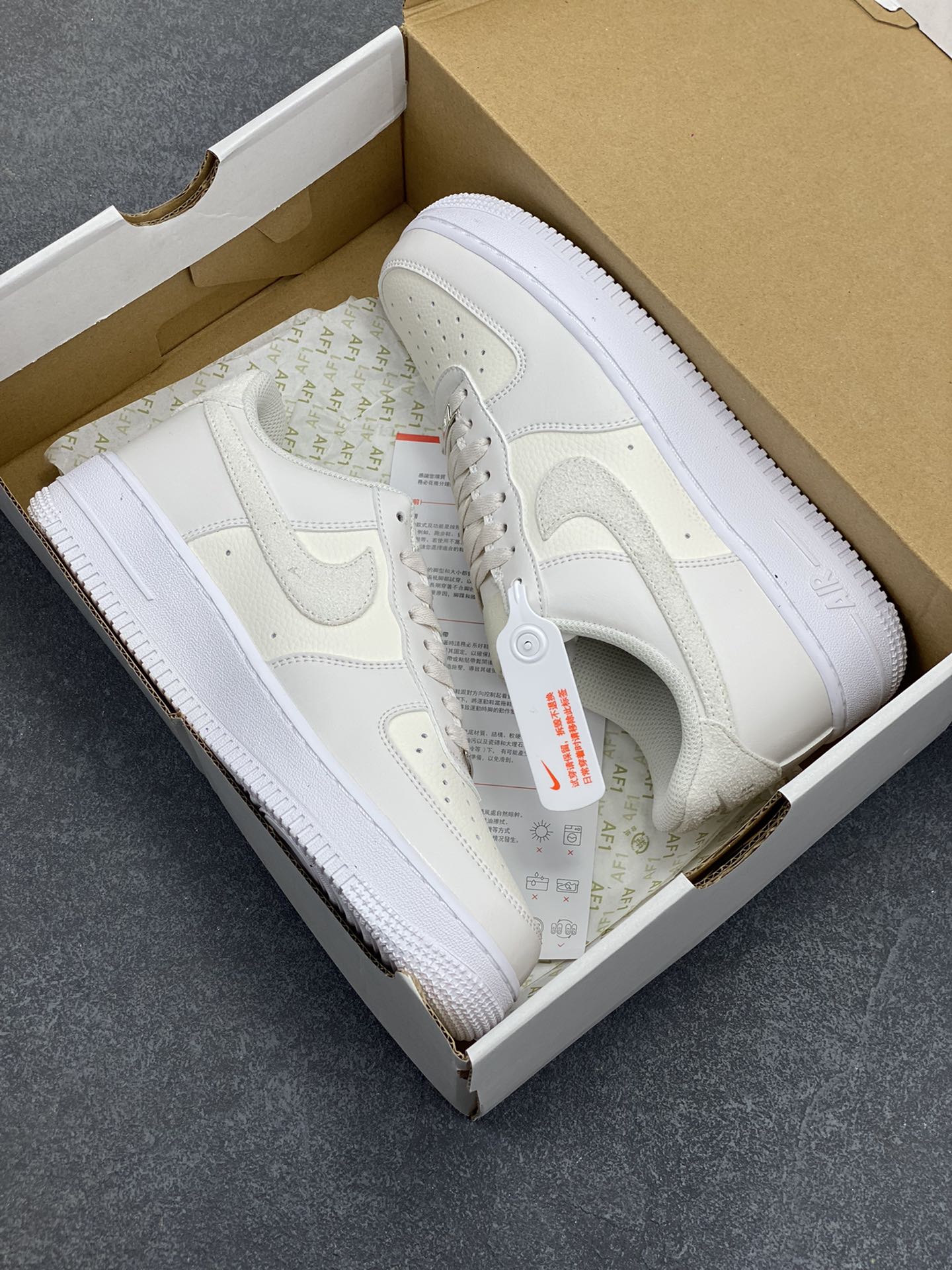 图片[9]-Nike Air Force 1 07 low空军一号板鞋 乳白 原楦头原纸板 打造纯正空军版型#专注外贸渠道 全掌内置蜂窝气垫 #原盒配件 原厂中底钢印、拉帮完美 货号：HQ3905-001 尺码：35.5 36 36.5 37.5 38 38.5 39 40 40.5 41 42 42.5 43 44 44.5 45-选品中心