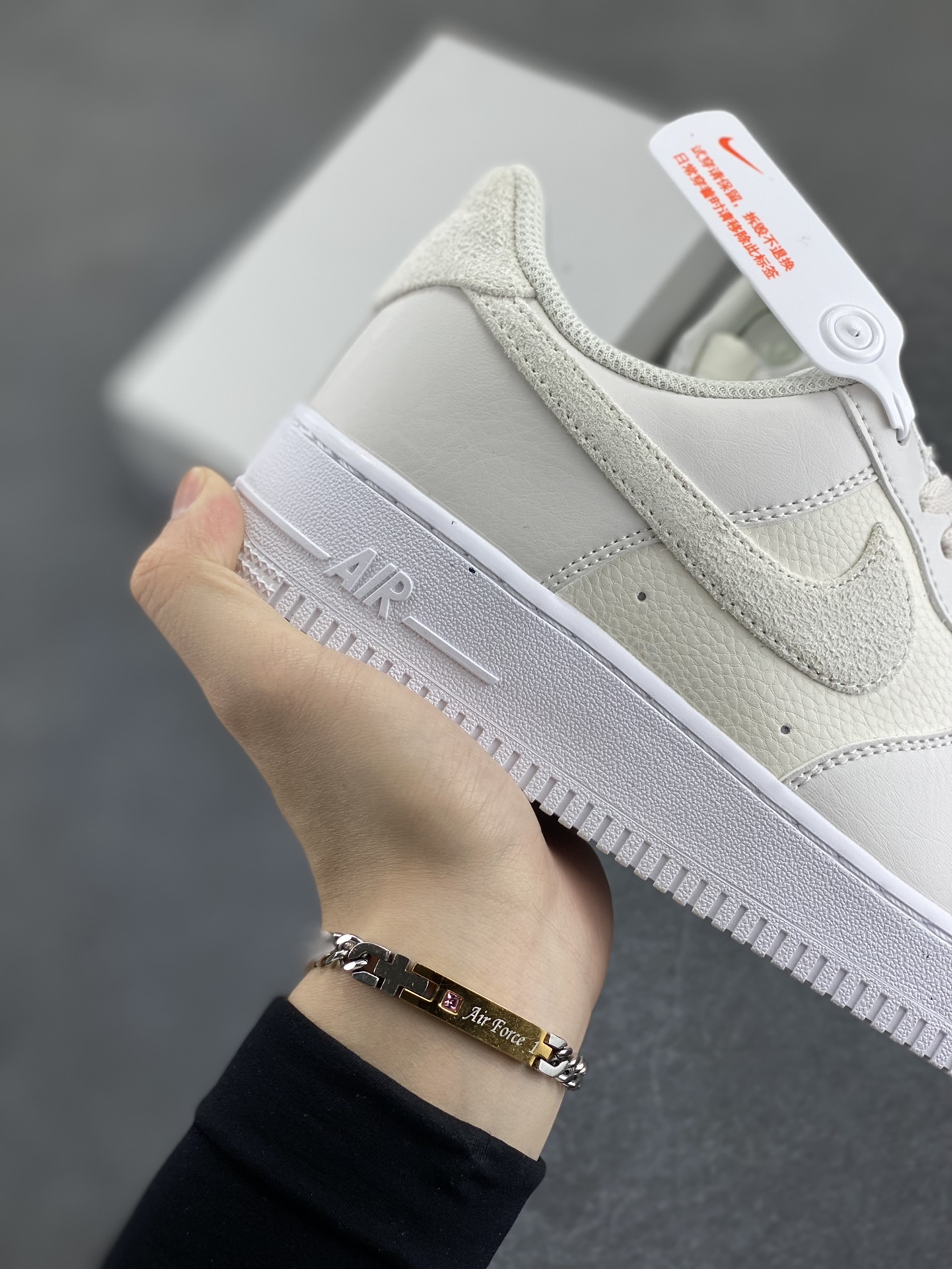 图片[6]-Nike Air Force 1 07 low空军一号板鞋 乳白 原楦头原纸板 打造纯正空军版型#专注外贸渠道 全掌内置蜂窝气垫 #原盒配件 原厂中底钢印、拉帮完美 货号：HQ3905-001 尺码：35.5 36 36.5 37.5 38 38.5 39 40 40.5 41 42 42.5 43 44 44.5 45-选品中心