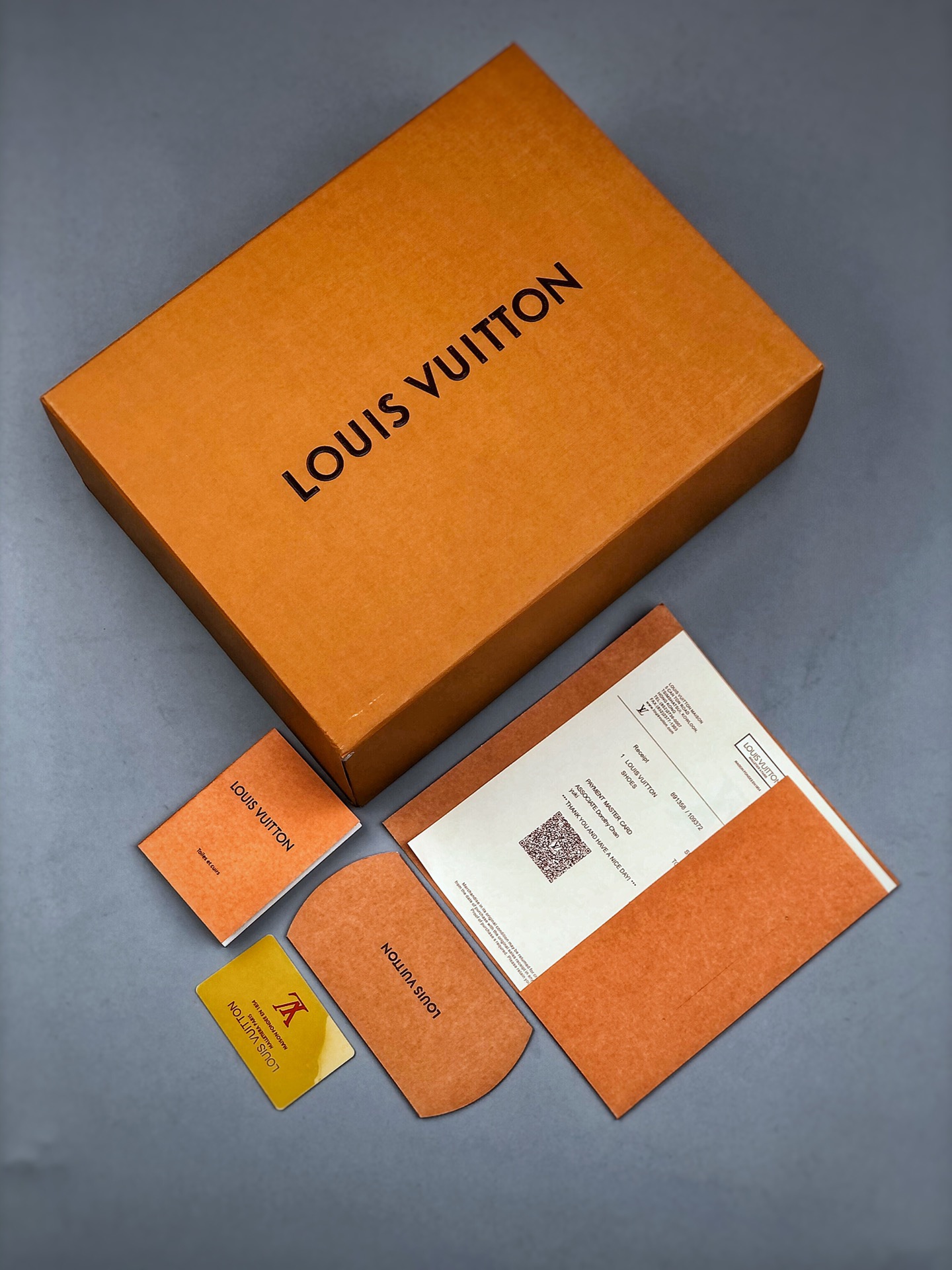 380 新货Louis Vuitton  LV路易威登休闲文化运动板鞋系列