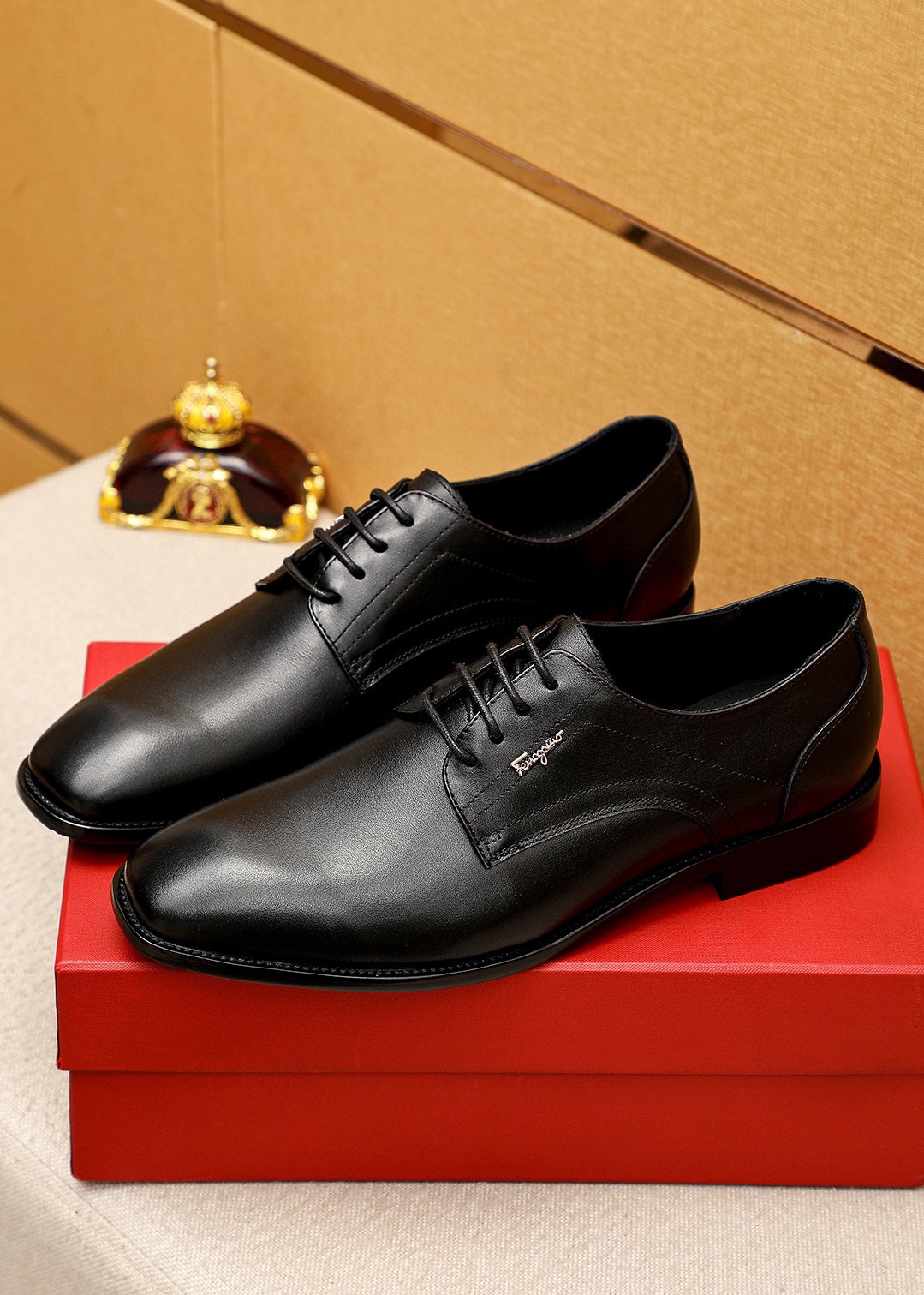Ferragamo Men's Classic Leather Dress Shoes -Timeless Style & Comfort 4 i1743993617 5933 2