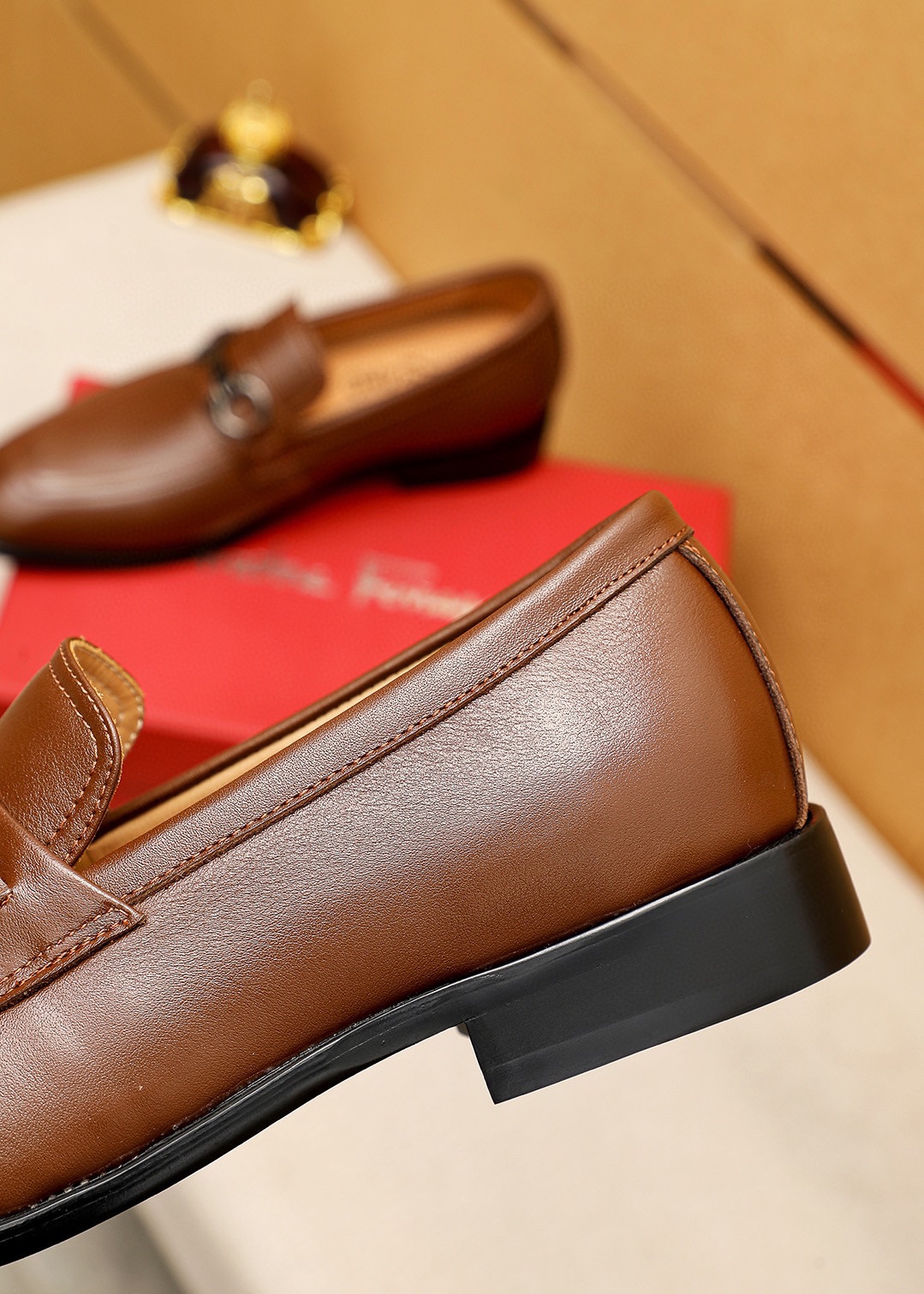 Ferragamo Men's Brown Leather Loafers with Metal Buckle Accent 9 i1743993784 571 7