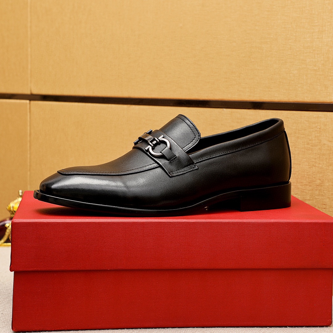 Salvatore Ferragamo Men's Leather Loafers with Buckle Detail - Dress Shoes 6 i1743993815 2881 4