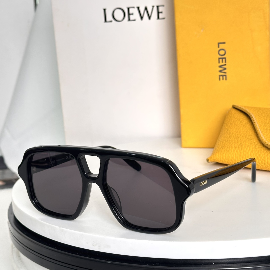  ‼️LOEW*
飞行员太阳镜。
MODEL：LW40161U
SIZE：54口14-140
