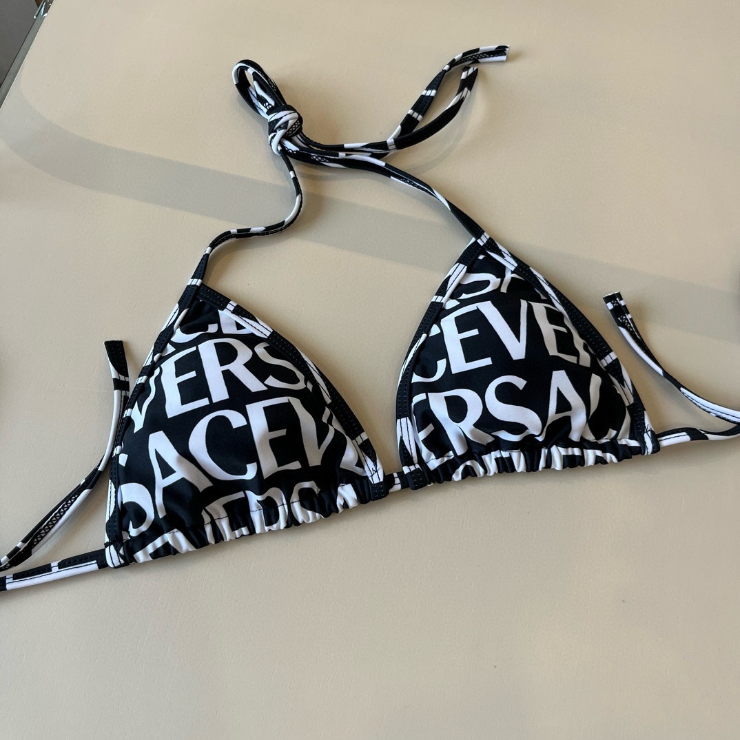 。
范思哲官方新款泳衣比基尼👙，高端定制，S M L XL