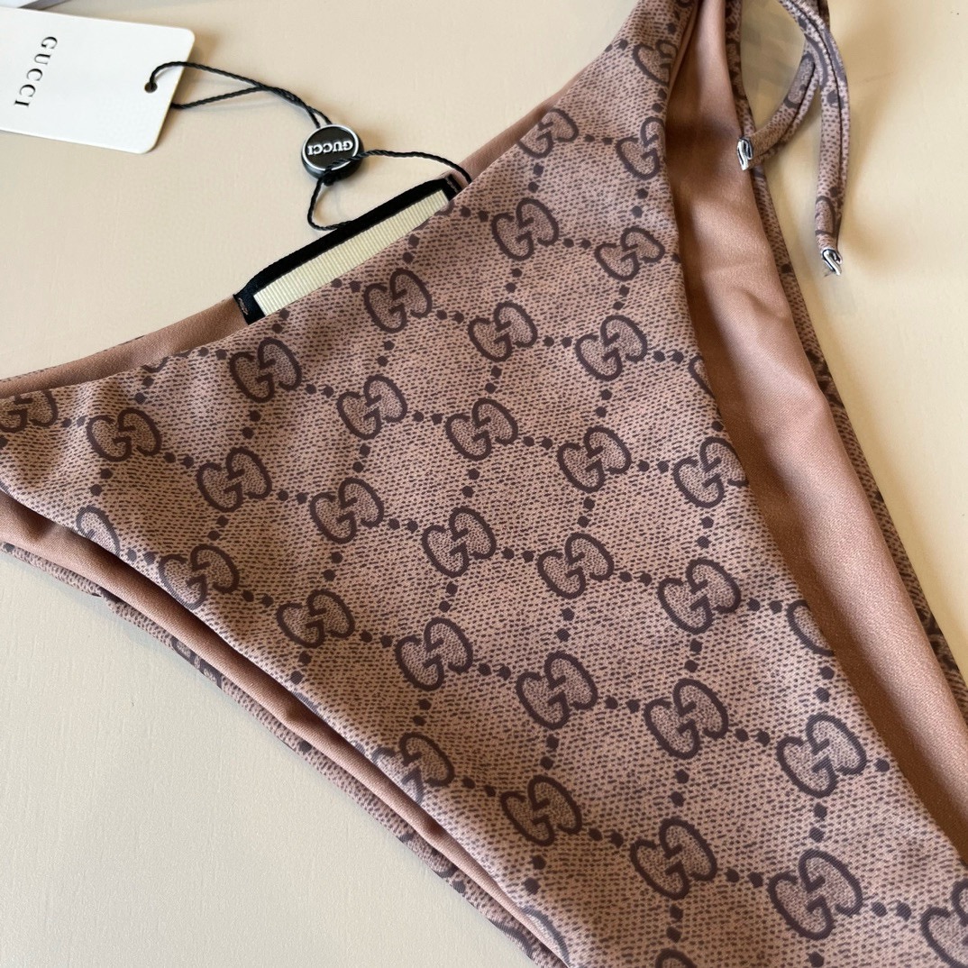 。

Gucci古奇比基尼👙，分体泳衣，S M L XL