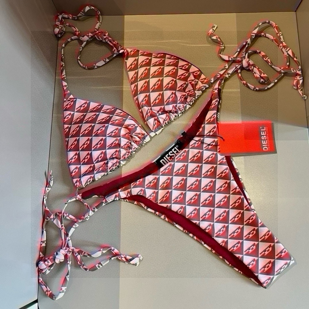 。

DIE SEL比基尼👙，分体泳衣，S M L XL