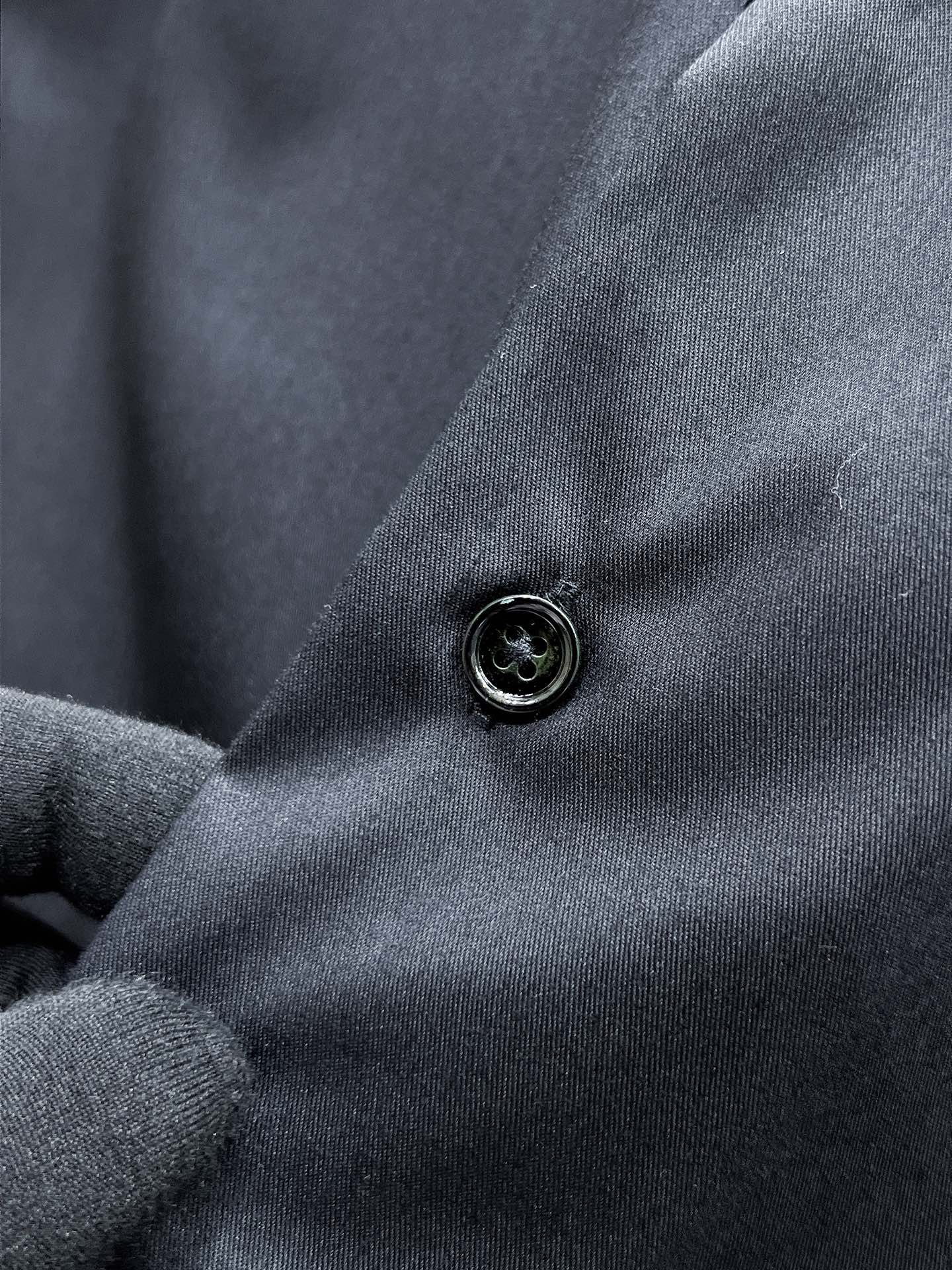 Armani  衬衫服装,armani 7