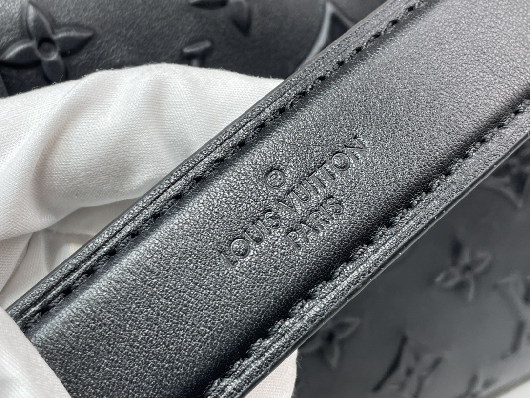 Louis Vuitton Monogram Bold 手袋lv,包 6