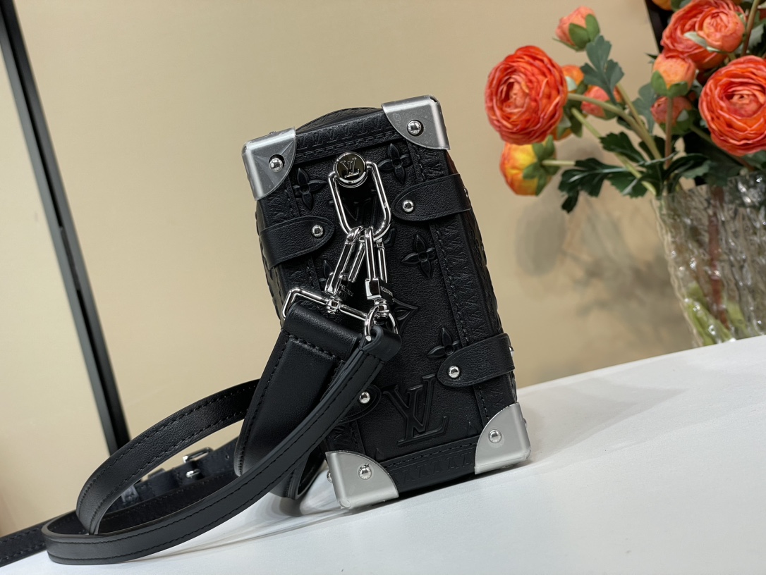 Louis Vuitton Monogram Bold 手袋lv,包 2