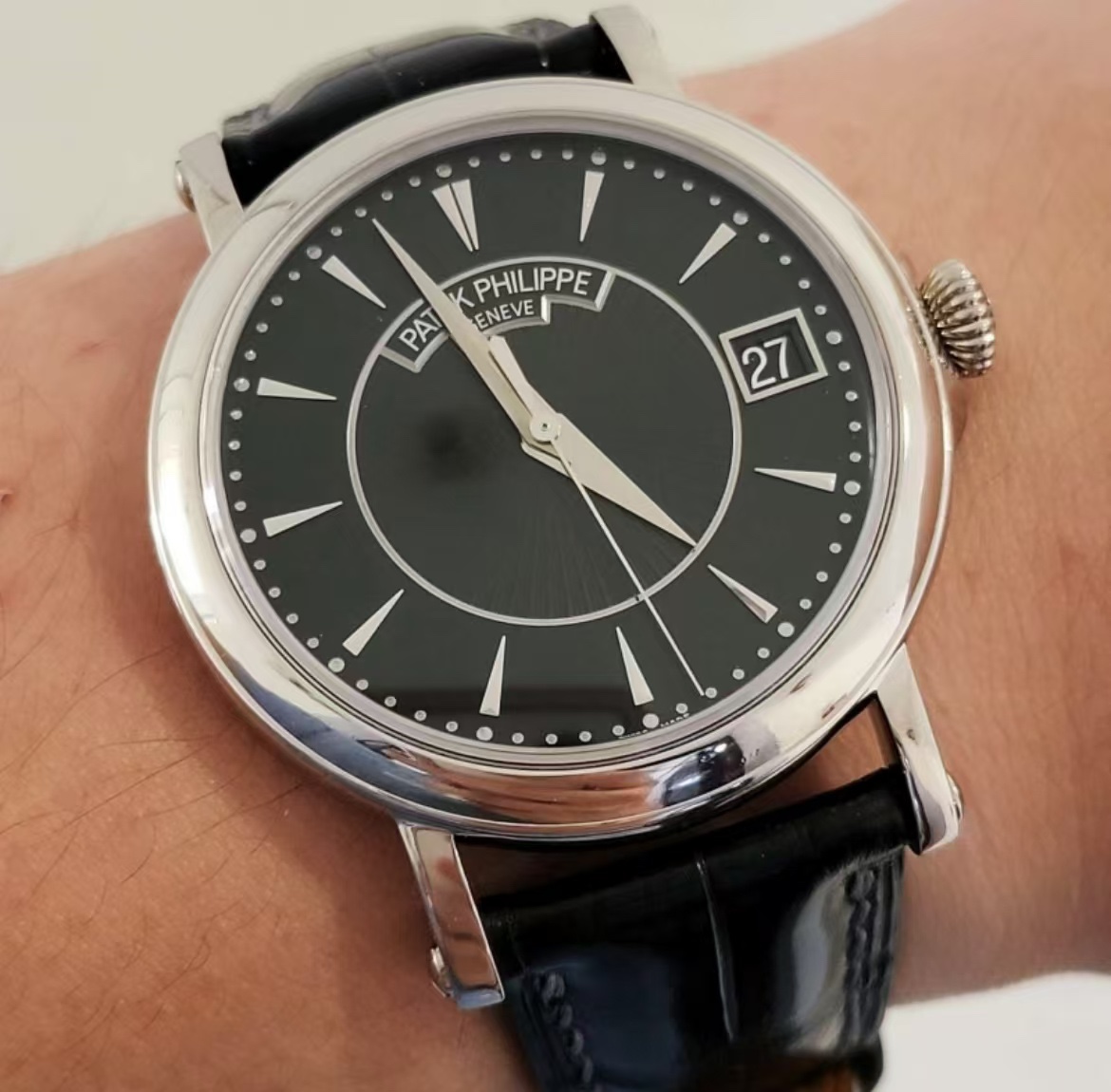 NO:337772,,,Same price Special offer is here, special offer style, the best choice!  The highest cost-effectiveness, new PPF products, counterweight version!  The original version is consistent!  PATEKPHILIPPE Patek Philippe, an integrated ultra-thin unique custom movement uses real gears to automatically reserve kinetic energy, super long standby, popular on the entire network, the latest, thinnest, most classic, one watch and three codes, produced by craftsman 