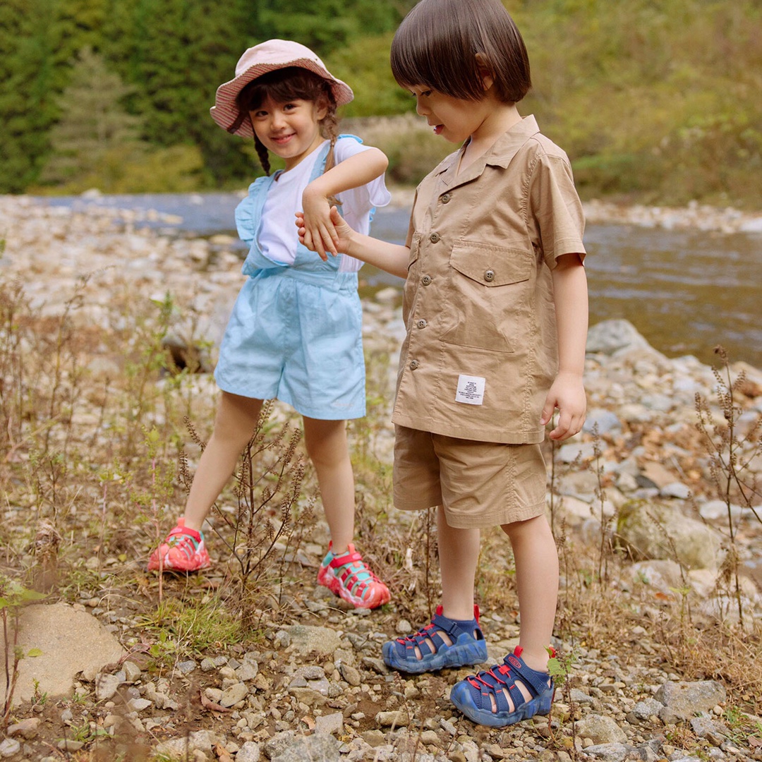 图片[8]-KEEN 潮牌新款Hyperport H2超轻涉水儿童户外溯溪鞋凉鞋 尺码：24-35码 潮牌KEEN溯溪⛺️新款🆕 原装高端1：1定制版👍🏻 放心入就对啦✌🏻 溯溪两穿凉鞋，超级实穿✔️ 彩虹色系搭配，超级夏天🏝️-选品中心