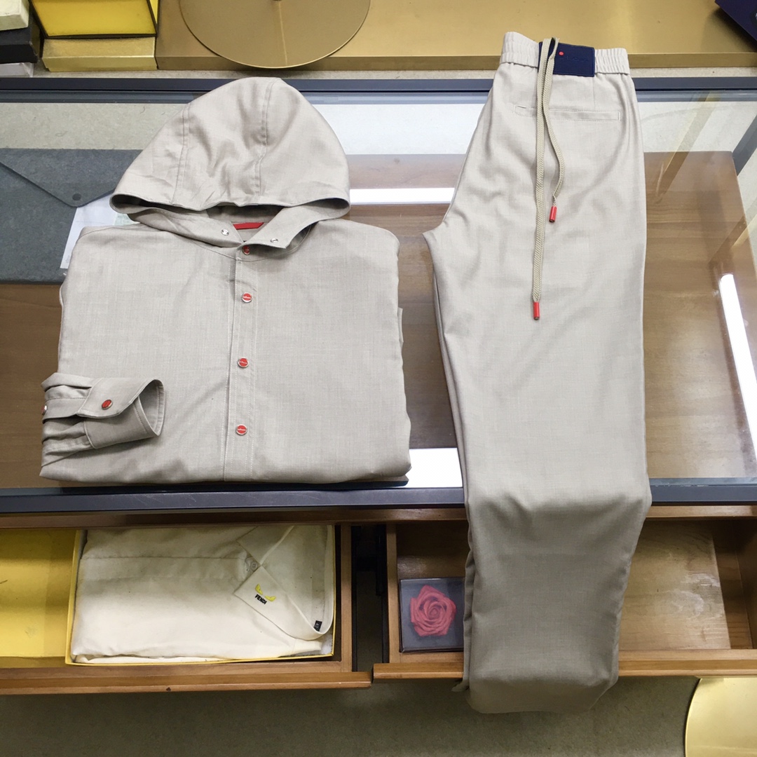 NO:506883,New product suits and clothes, pants [kiton] are sold, and the counter official website is released simultaneously! All accessories are customized for original products, and the trading company's genuine product orders. High-end custom imported fabrics are extracted from natural plant fibers. They are thinner than ordinary cotton fabrics. They feel soft and comfortable to wear. They are not easy to irritate the skin. The fabric is hygroscopic and breathable. Four colors: gray, pink, blue, light card. Size: s-2xl.,,alexander wang19860909新品套装衣服 裤子【kiton】拆卖 专柜官网同步发售！辅料全部原版定制出品,贸易公司真品订单.高级定制进口面料,以天然植物纖維提炼出来,比一般棉织物轻薄 手感柔软,穿着舒适 完全不易有刺激皮肤 面料吸湿性、透气性良好 四色:灰色,粉色,蓝色,浅卡 尺码: s-2xl.,,alexander wang,Men's clothing