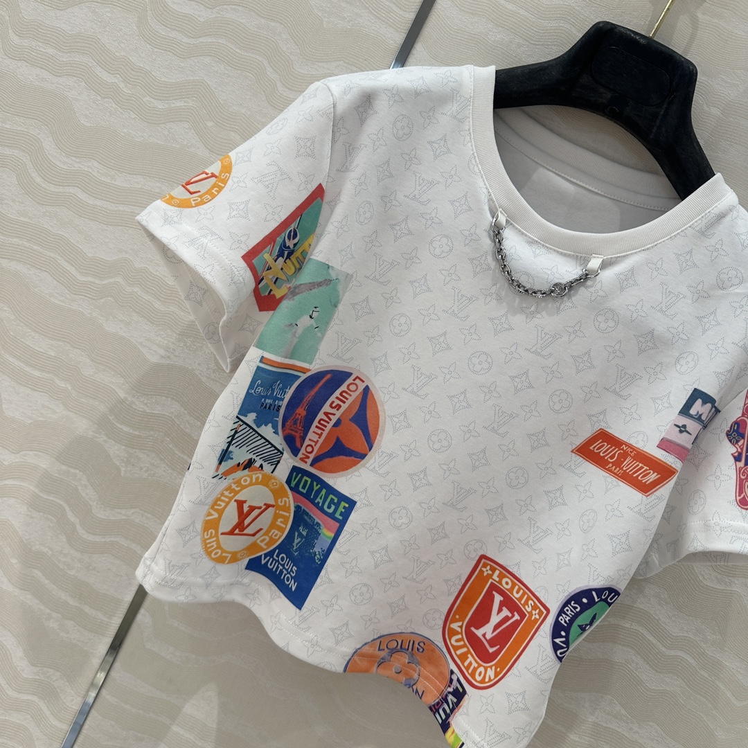 独家首发❤️原单品质💕lou神仙颜值的彩虹假日🌈系列经典MONOGRAM暗纹logo定位海报徽章印花短袖