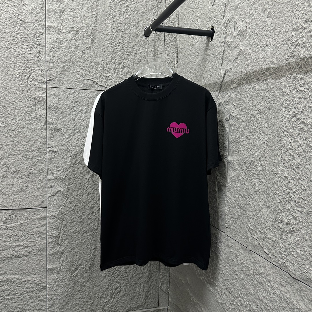 Miu Miu*2025 spring/summer new short sleeve T-shirt, chest heart letter miu flocking craft, logo, custom double yarn pl…