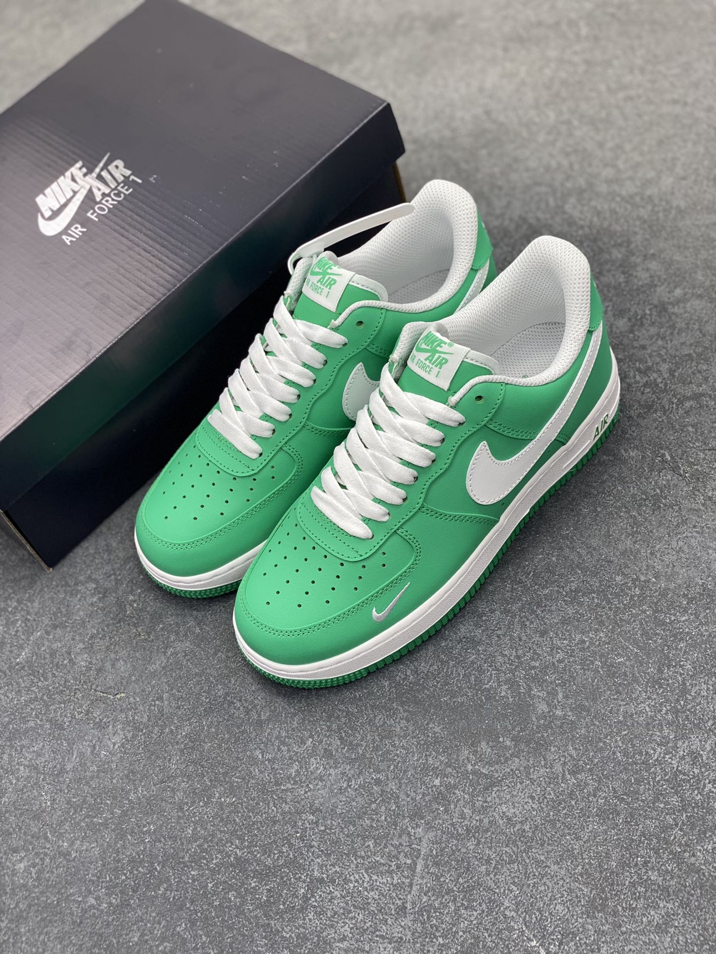 图片[8]-Nike Air Force 1 Low 07 青碧 原楦头原纸板 打造纯正低帮空军版型 专注外贸渠道 全掌内置蜂窝气垫 原盒配件 原厂中底钢印、拉帮完美 货号：315122-101 尺码：36 36.5 37.5 38 38.5 39 40 40.5 41 42 42.5 43 44 44.5 45-选品中心