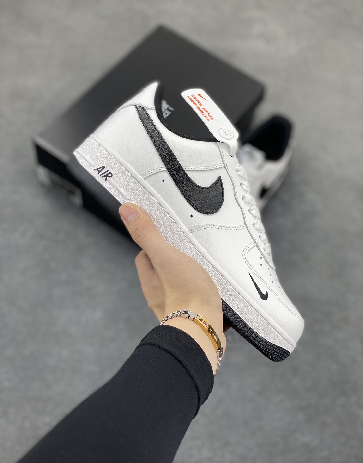 Nike Air Force 1 Low 07 白黑小勾 原楦头原纸板 打造纯正低帮空军版型 专注外贸渠道 全掌内置蜂窝气垫 原盒配件 原厂中底钢印、拉帮完美 货号：315122-103 尺码：36 36.5 37.5 38 38.5 39 40 40.5 41 42 42.5 43 44 44.5 45-选品中心