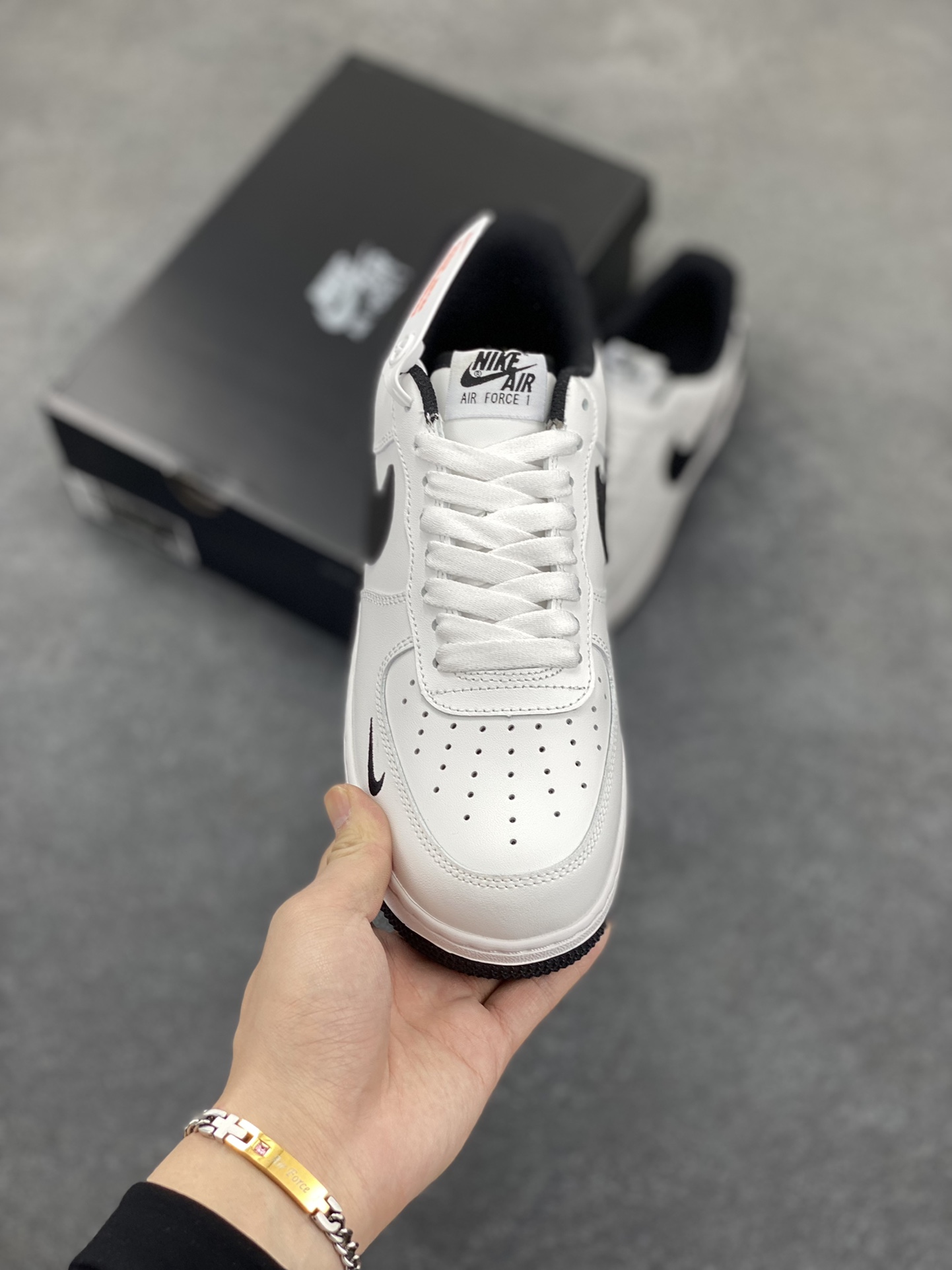 图片[2]-Nike Air Force 1 Low 07 白黑小勾 原楦头原纸板 打造纯正低帮空军版型 专注外贸渠道 全掌内置蜂窝气垫 原盒配件 原厂中底钢印、拉帮完美 货号：315122-103 尺码：36 36.5 37.5 38 38.5 39 40 40.5 41 42 42.5 43 44 44.5 45-选品中心