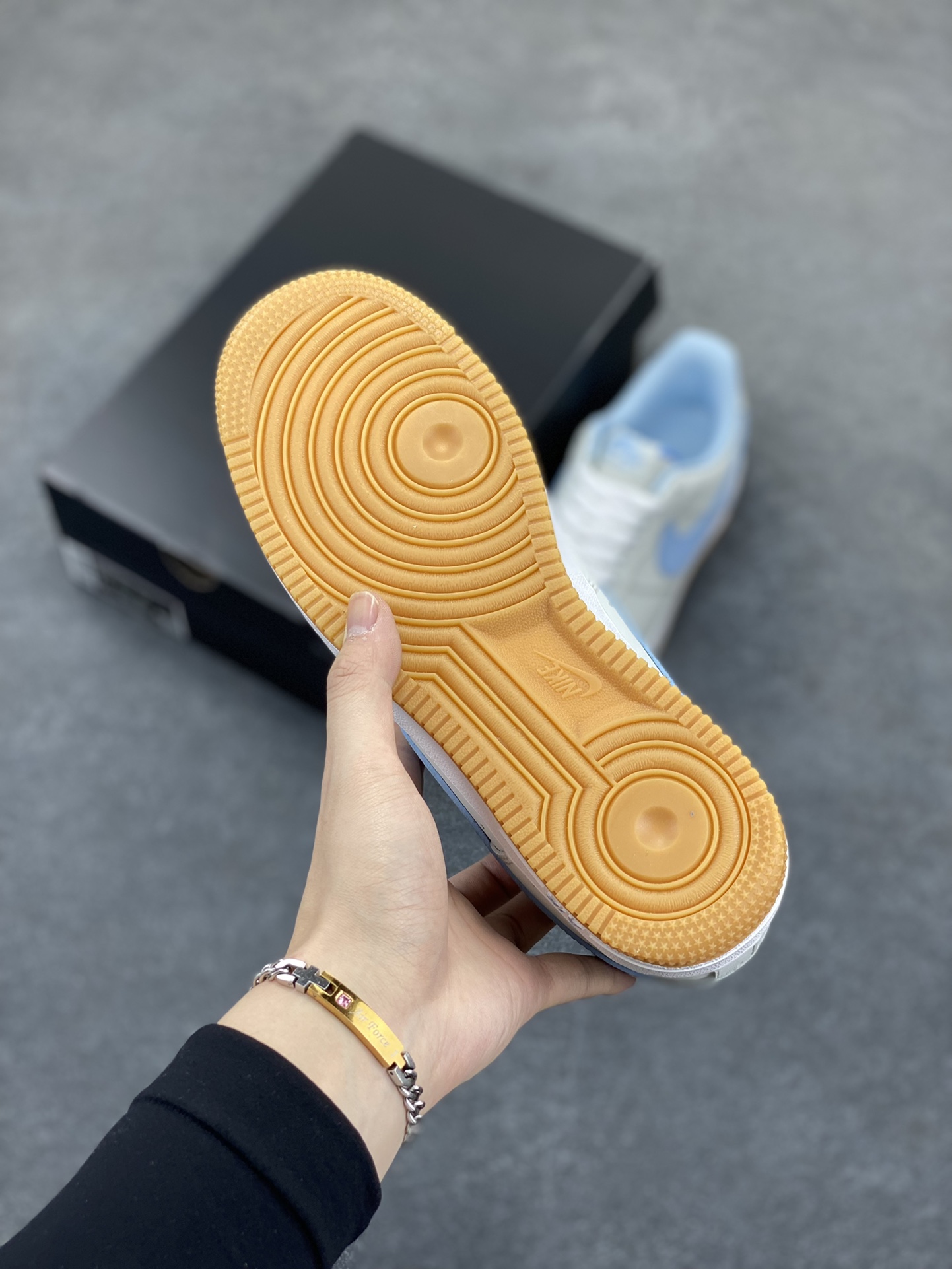 图片[5]-Nike Air Force 1 Low 07 青蓝 原楦头原纸板 打造纯正低帮空军版型 专注外贸渠道 全掌内置蜂窝气垫 原盒配件 原厂中底钢印、拉帮完美 货号：315122-102 尺码：36 36.5 37.5 38 38.5 39 40 40.5 41 42 42.5 43 44 44.5 45-选品中心