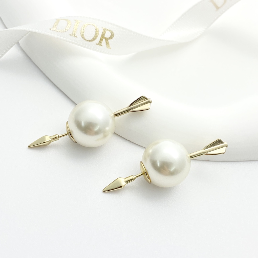 Código E3034 0247820 🛍Pendientes de DIOR en tendencia, nuevo lanzamiento🆕🆕🆕 😎Pendientes de perla con flecha de Cup…