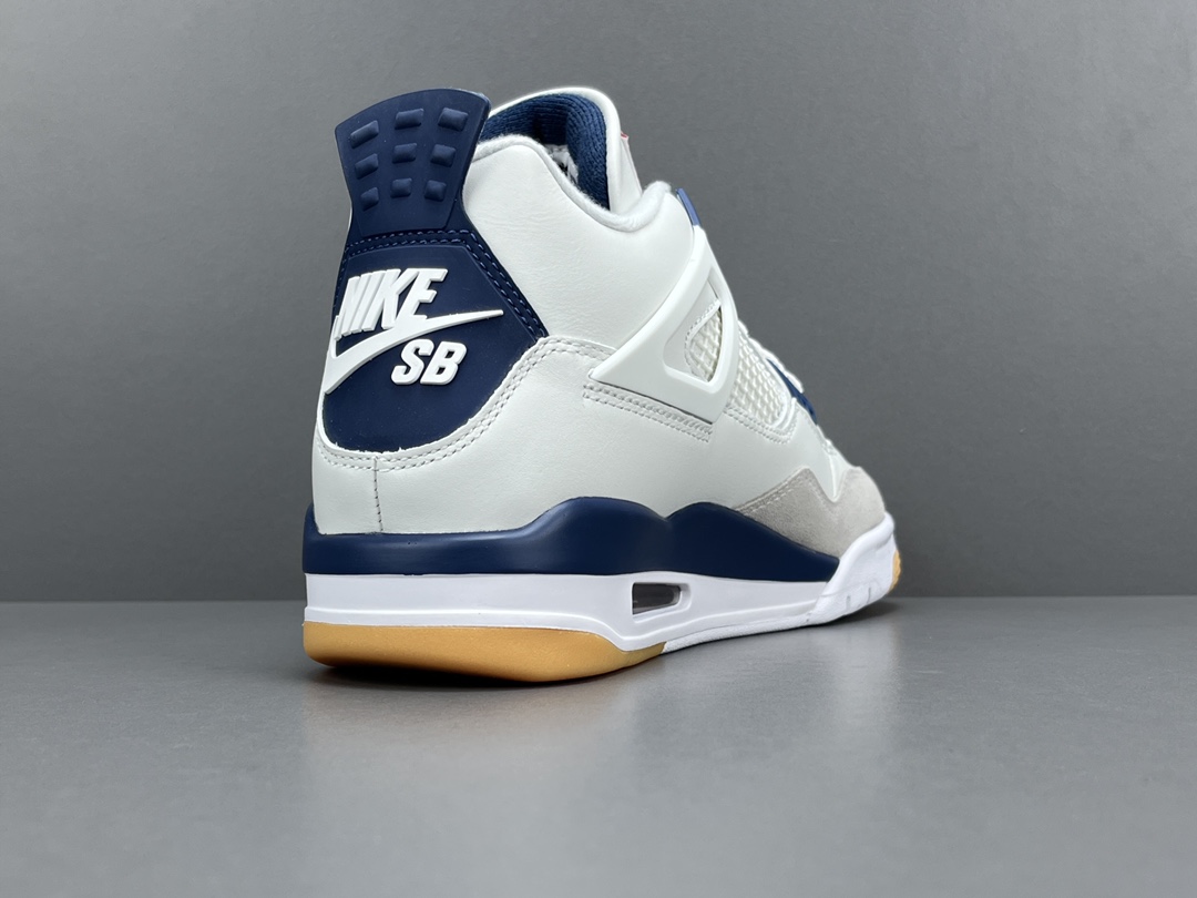 
【纯原版 AJ4】Nike SB x Jordan Air Jordan 4 Navy 织物人造革 