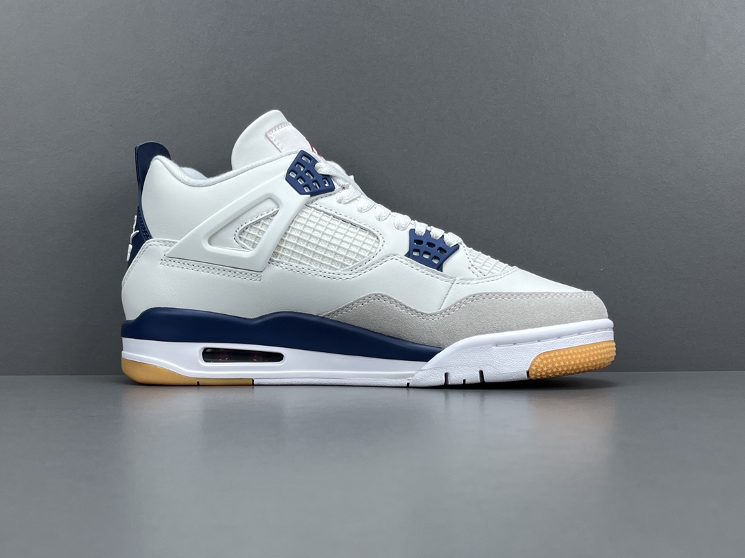  
【纯原版 AJ4】Nike SB x Jordan Air Jordan 4 Navy 织物人造革 