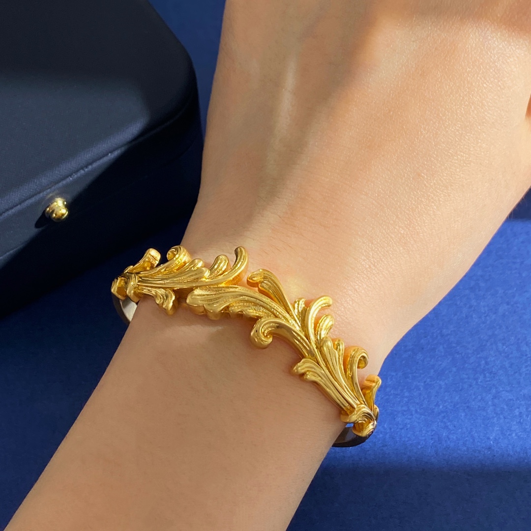 VS92 p140 Versace, the old Versace, used to be an opening bracelet, brass material, copper, about 21.7g - 图片 6