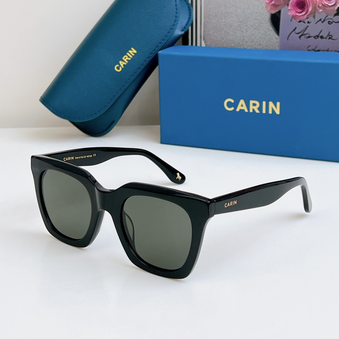 百搭墨镜🕶️𝗖𝗔𝗥𝗜𝗡
MOD：𝗠𝗮𝗿𝗶𝗮 
SIZE：52口23-145
🔝🔝