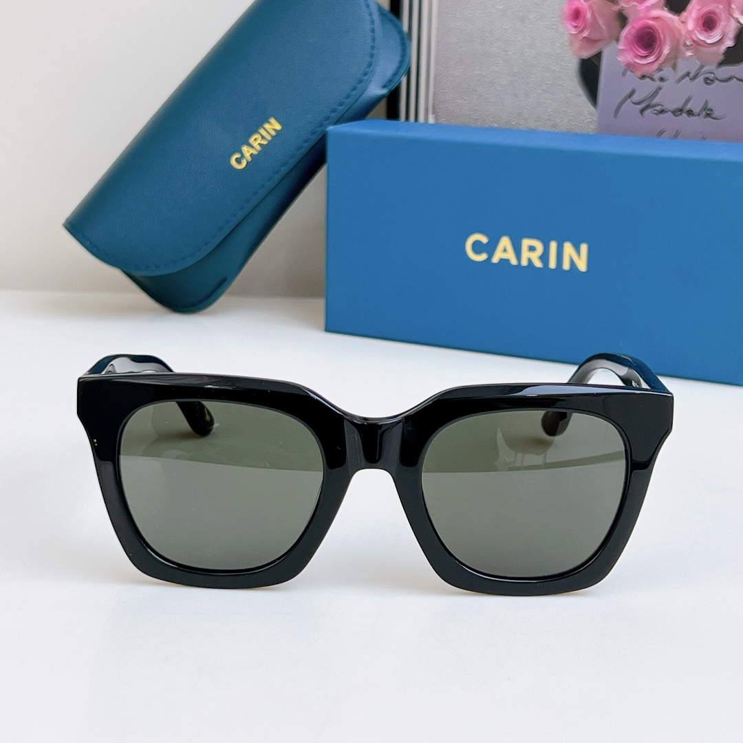  百搭墨镜🕶️𝗖𝗔𝗥𝗜𝗡
MOD：𝗠𝗮𝗿𝗶𝗮 
SIZE：52口23-145
🔝🔝