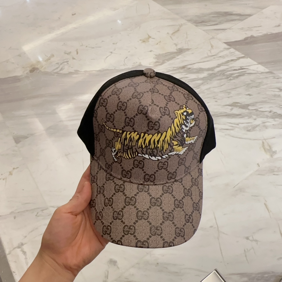 [Gucci Hats]Gucci high-end net hat the latest fashion trends High-end workmans