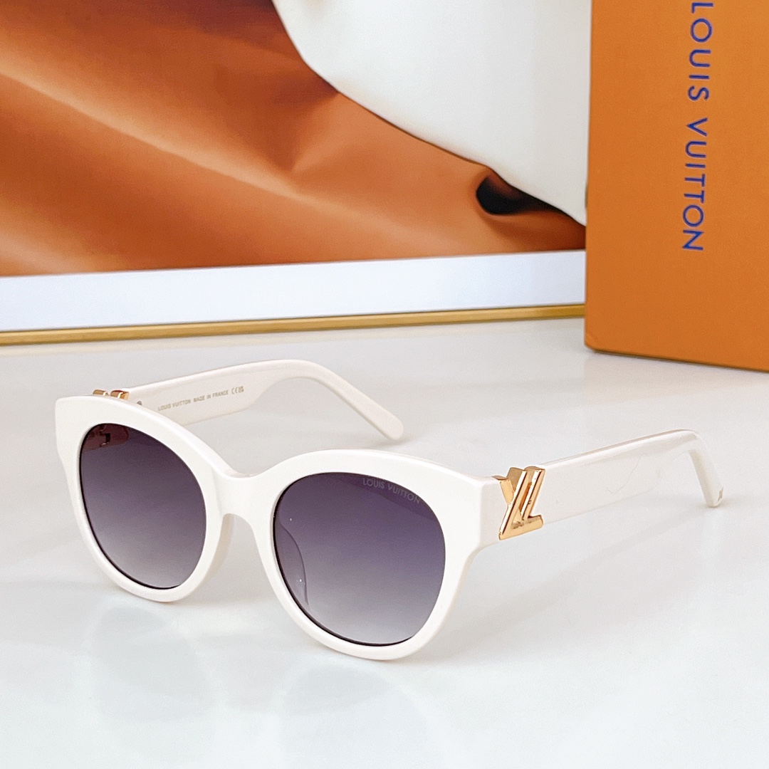  LOUIS VUITTON
MOD：Z2426E
Size：53口21 140
🔝🔝