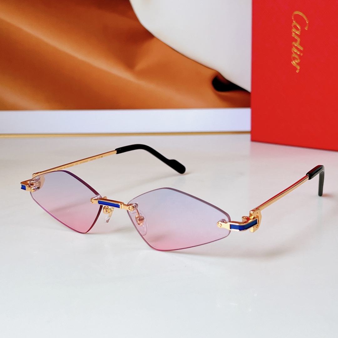 Cartie*
MODEL：CT0659S
SIZE：56口17 143
🔝🔝 
变色➕30