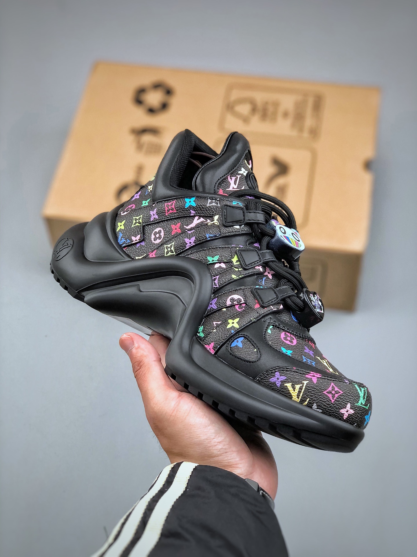480  路易威登Louis Vuitton Archlight Sneakers LV真皮拼色减震网面运动弓型舞蹈复古老爹运动鞋