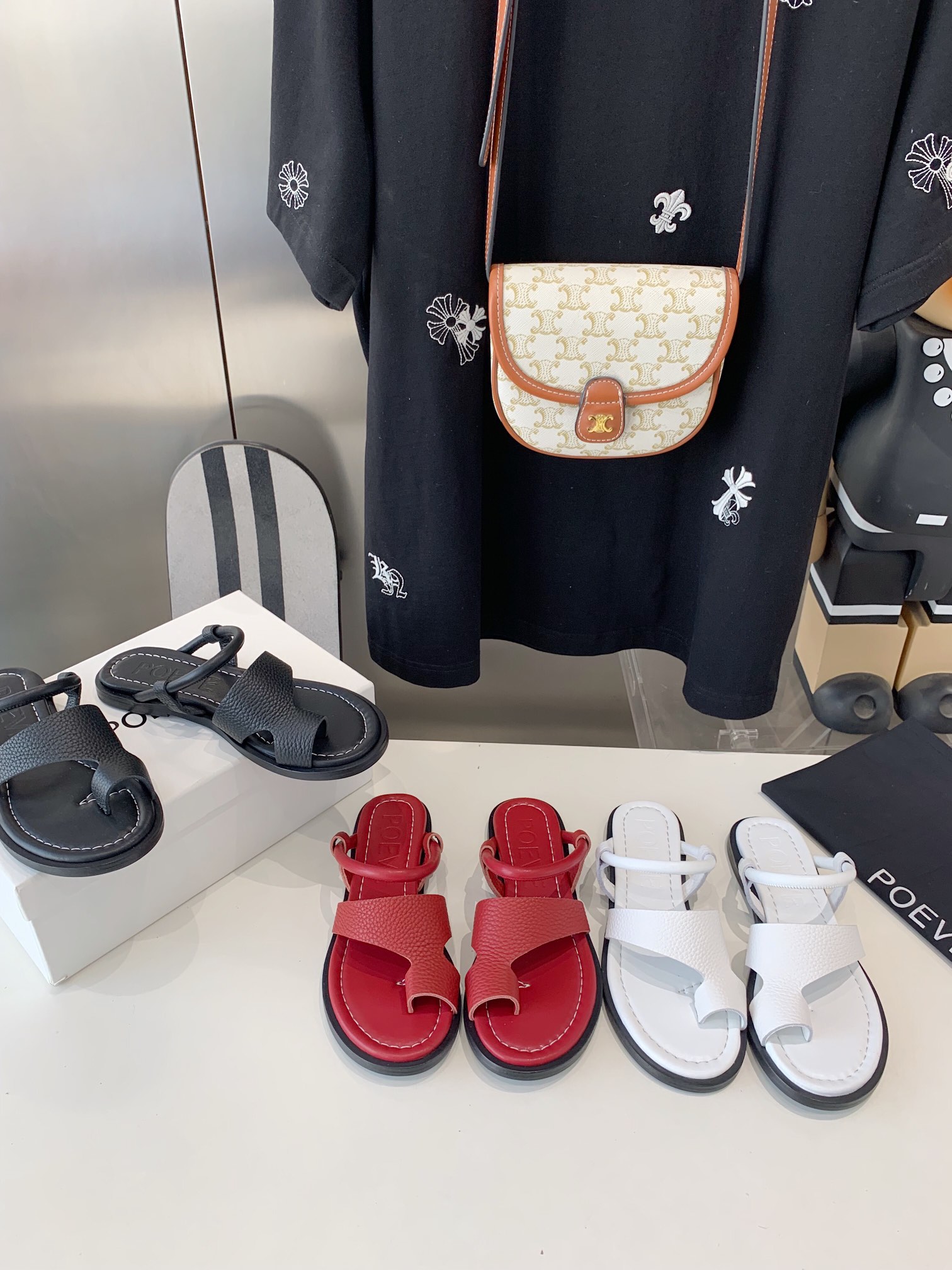 NO:240262,Combination picture, split toe shoes19860909组合图,分趾鞋,Women's Shoes