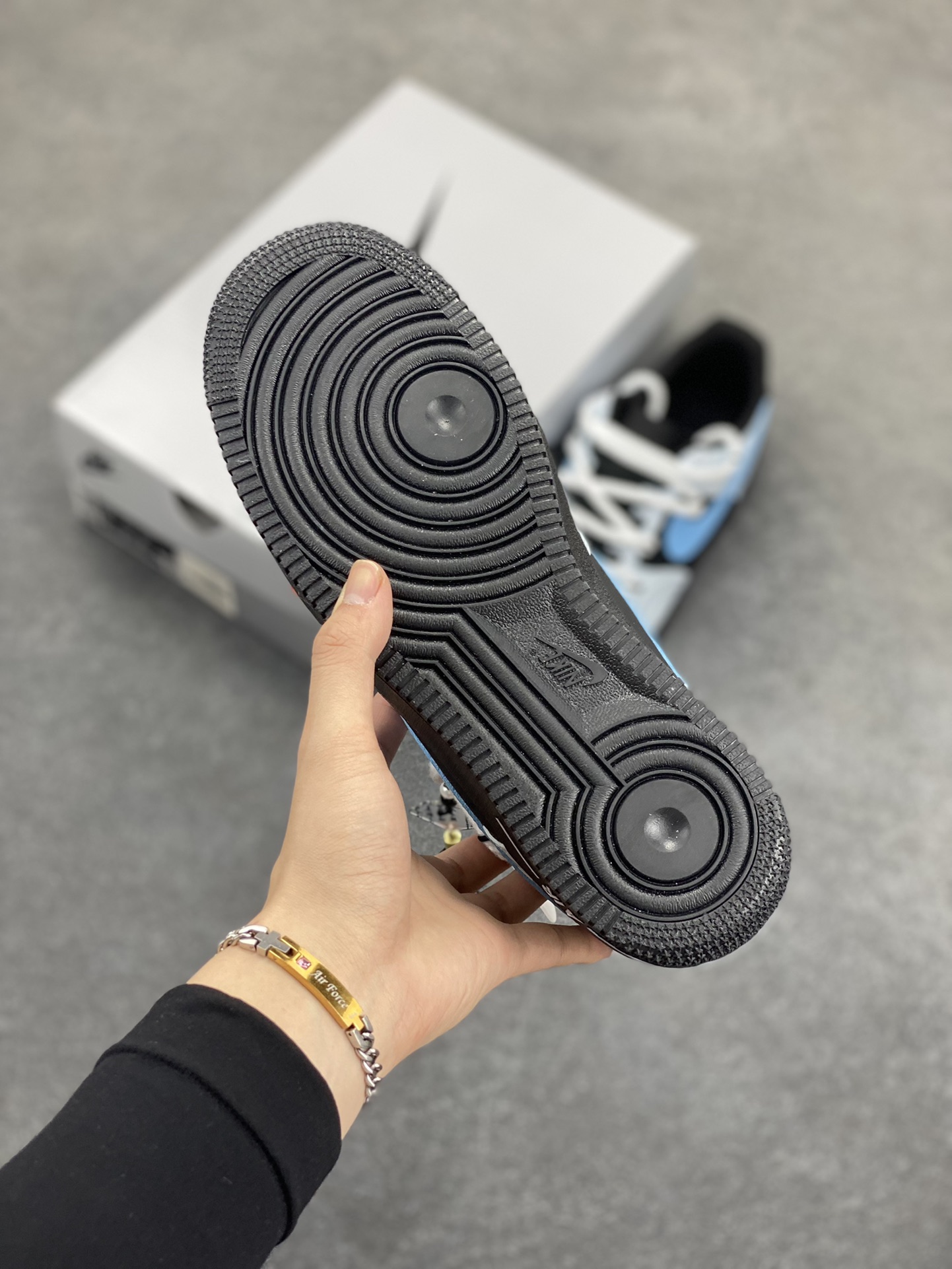 图片[5]-蛇年限定  Nike Air Force 1 Low’07 蛇影 空军一号绑带低帮休闲板鞋 定制皮料 定制鞋盒 配件齐全 原楦原纸板 纯正空军版型 内置全掌气垫 货号：ZH0316-065 尺码：36 36.5 37.5 38 38.5 39 40 40.5 41 42 42.5 43 44 44.5 45-选品中心