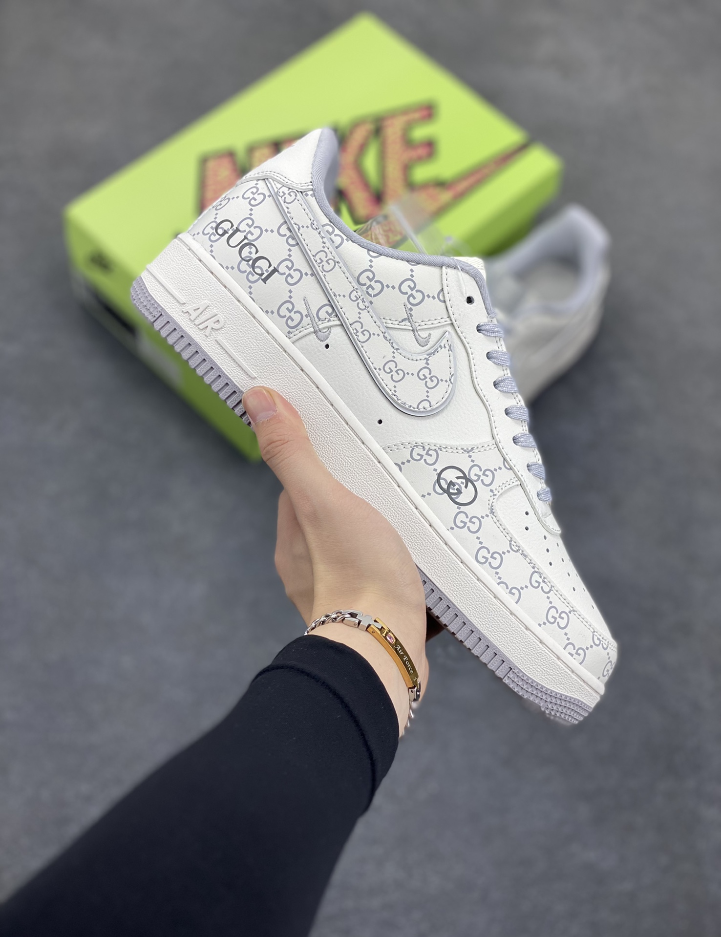 高端定制Nike Air Force 1 \’07 Low 古驰联名—白灰印花 高端定制 低帮休闲板鞋 定制鞋盒 大厂纯原品质出货 超高清洁度 皮料切割干净无任何毛边 细节完美 货号:KY8899-106 尺码:36 36.5 37.5 38 38.5 39 40 40.5 41 42 42.5 43 44 44.5 45-选品中心