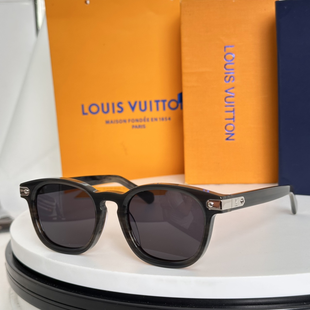   变色片 ‼️LOUIS VUITTO*✨✨✨MODEL：Z2655U ✨✨✨ SIZE：52口22-