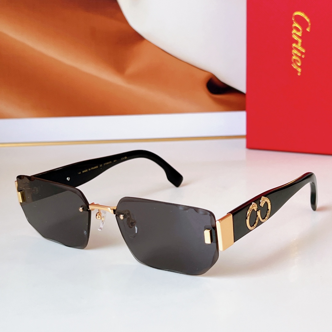  Cartier
MOD：CT0637S
Size：60口19 140
🔝🔝
